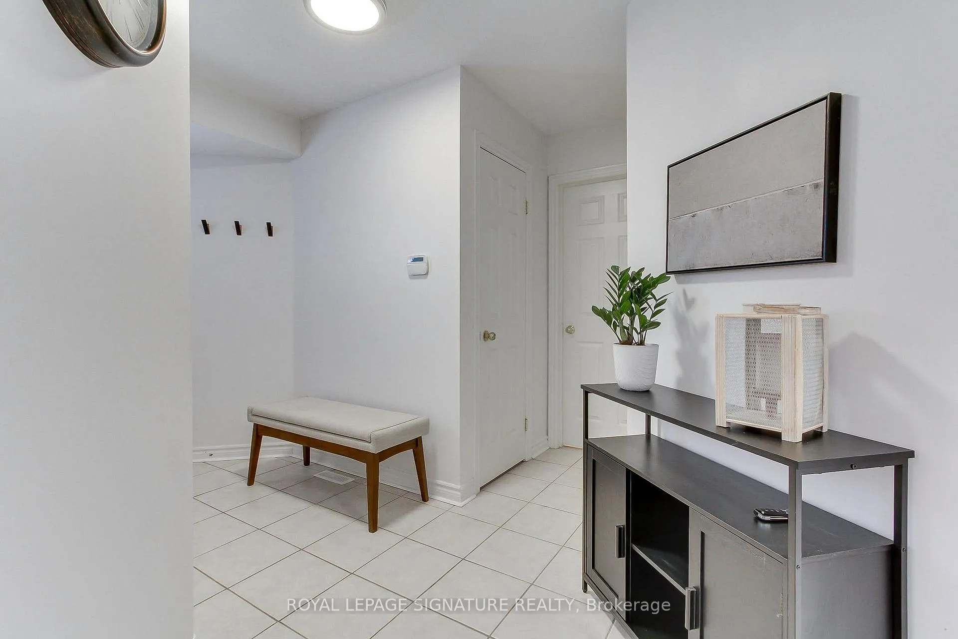 Photo 9 of 62 Cloughley Drive, Barrie, 400 West — HOMEH