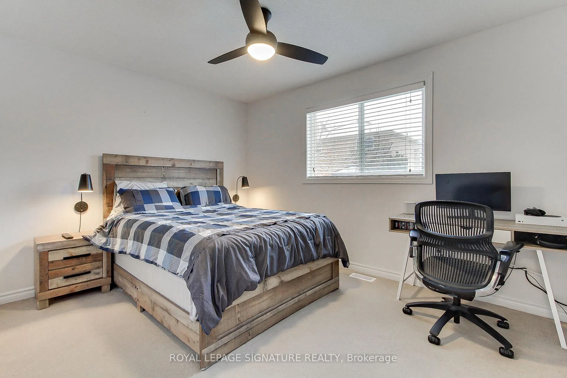 Photo 22 of 62 Cloughley Drive, Barrie, 400 West — HOMEH