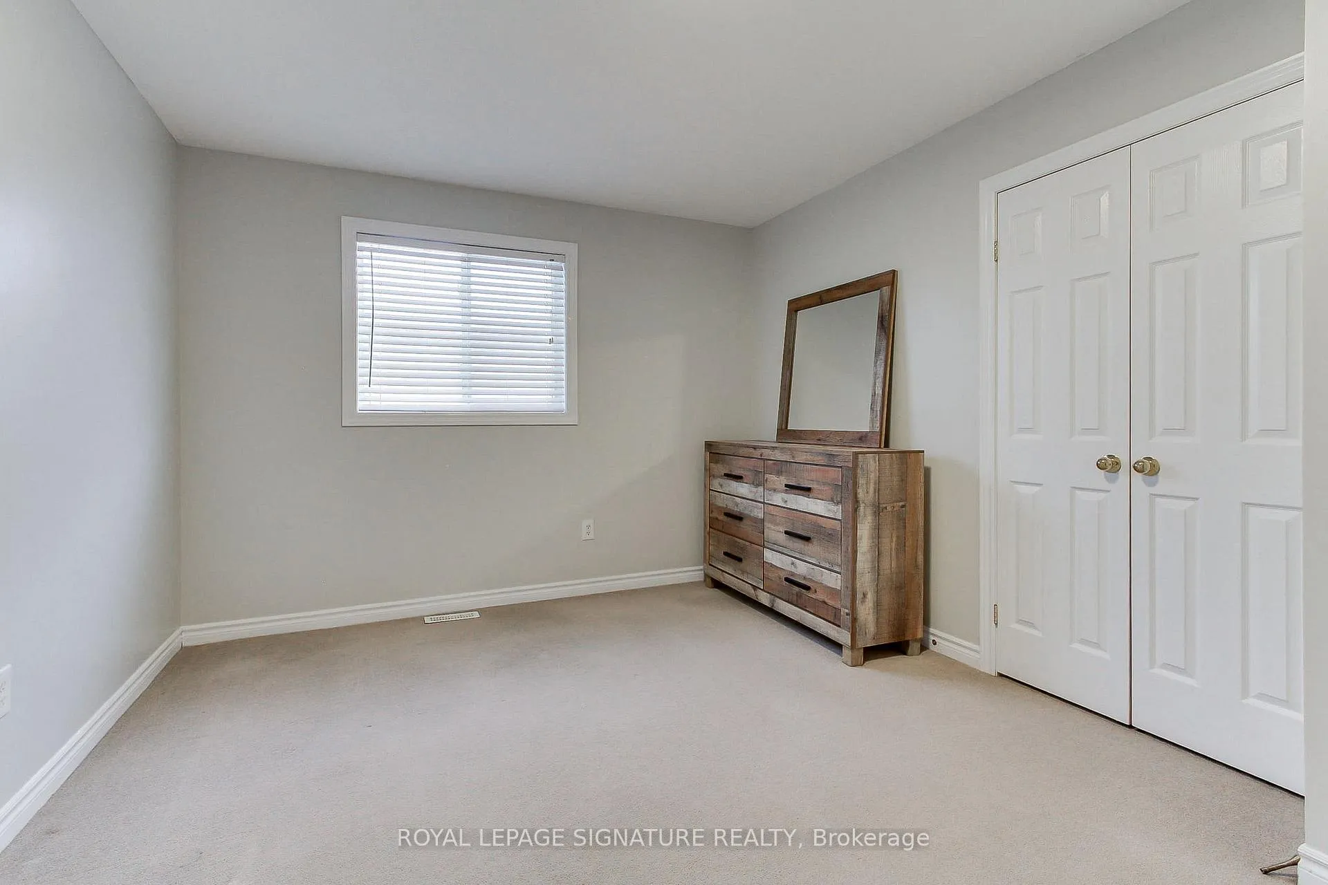 Photo 26 of 62 Cloughley Drive, Barrie, 400 West — HOMEH