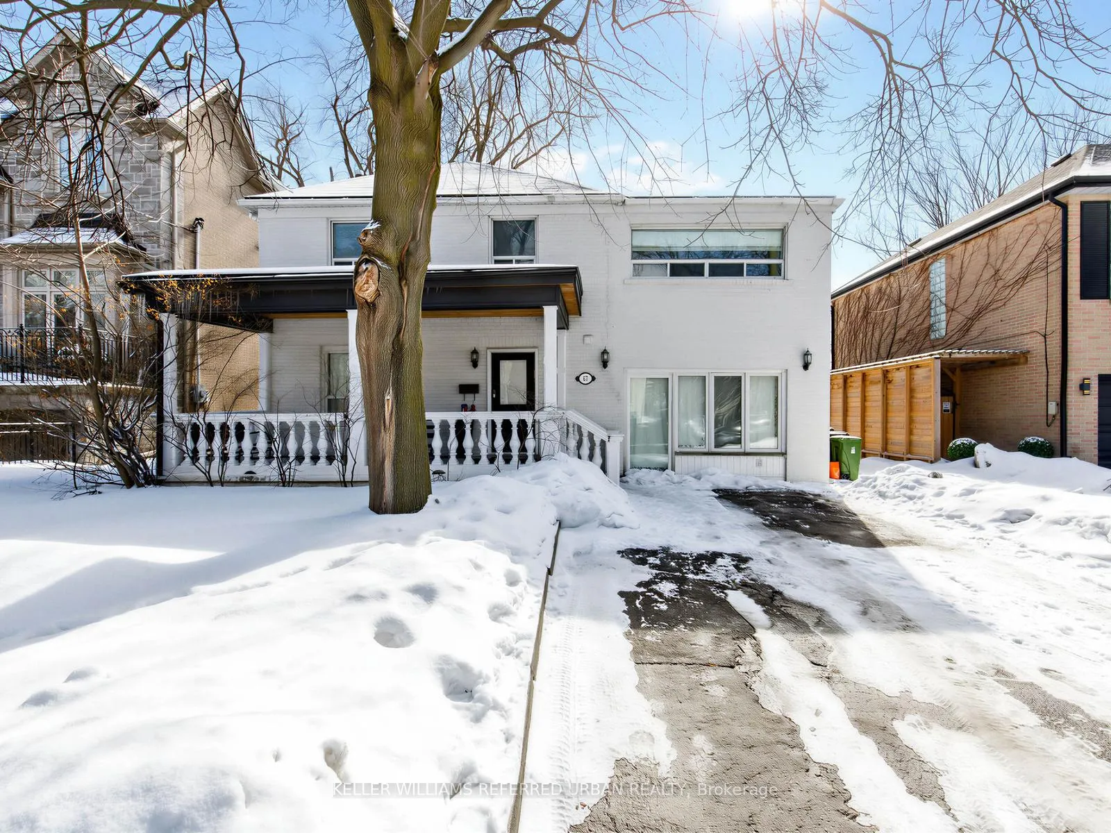 Photo 2 of 47 Dell Park Avenue, Toronto, Englemount-Lawrence — HOMEH