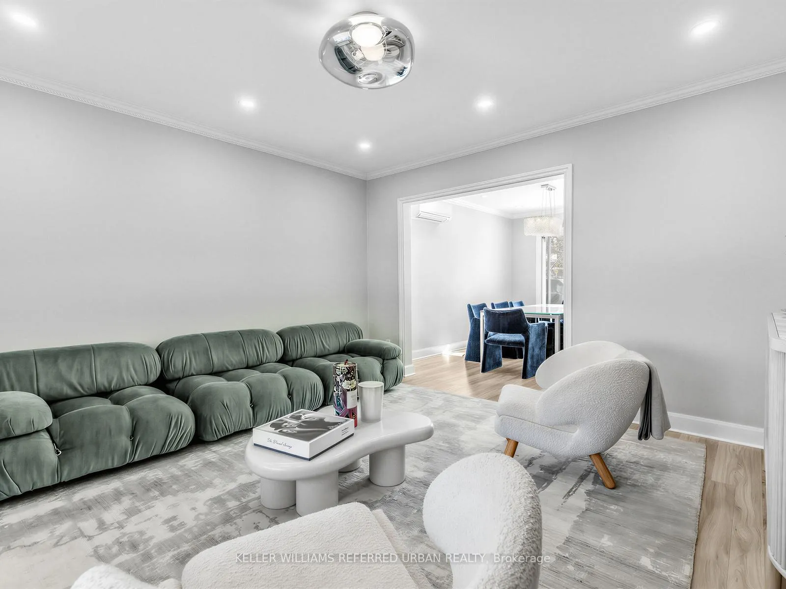 Photo 8 of 47 Dell Park Avenue, Toronto, Englemount-Lawrence — HOMEH