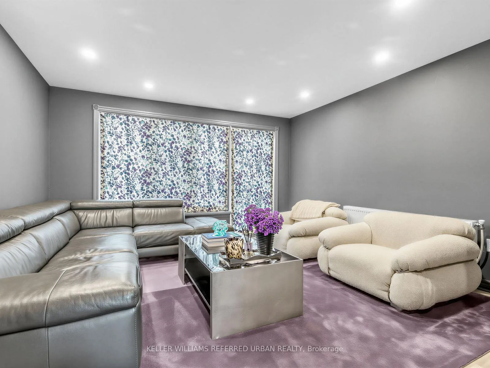 Photo 16 of 47 Dell Park Avenue, Toronto, Englemount-Lawrence — HOMEH