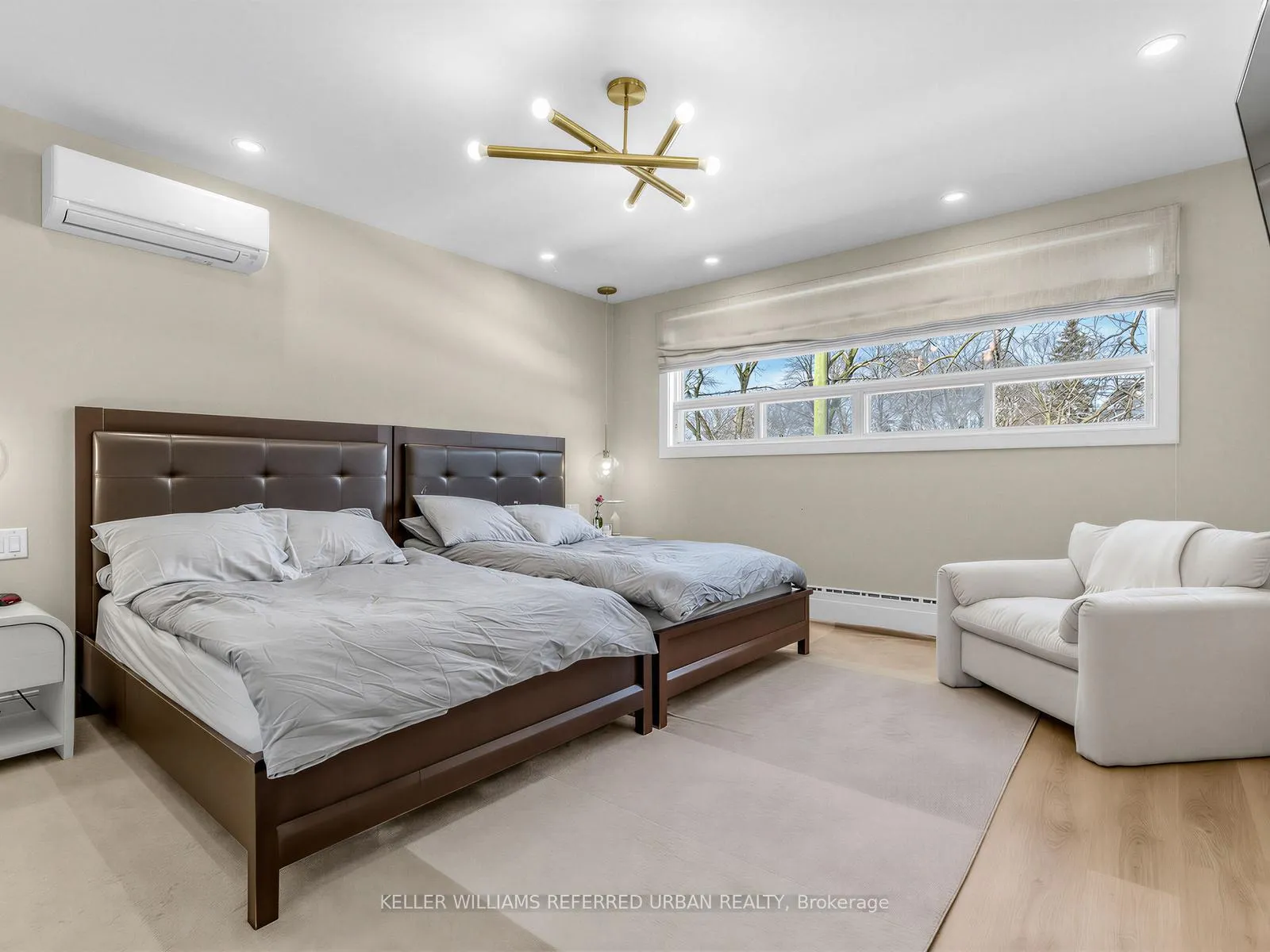 Photo 20 of 47 Dell Park Avenue, Toronto, Englemount-Lawrence — HOMEH