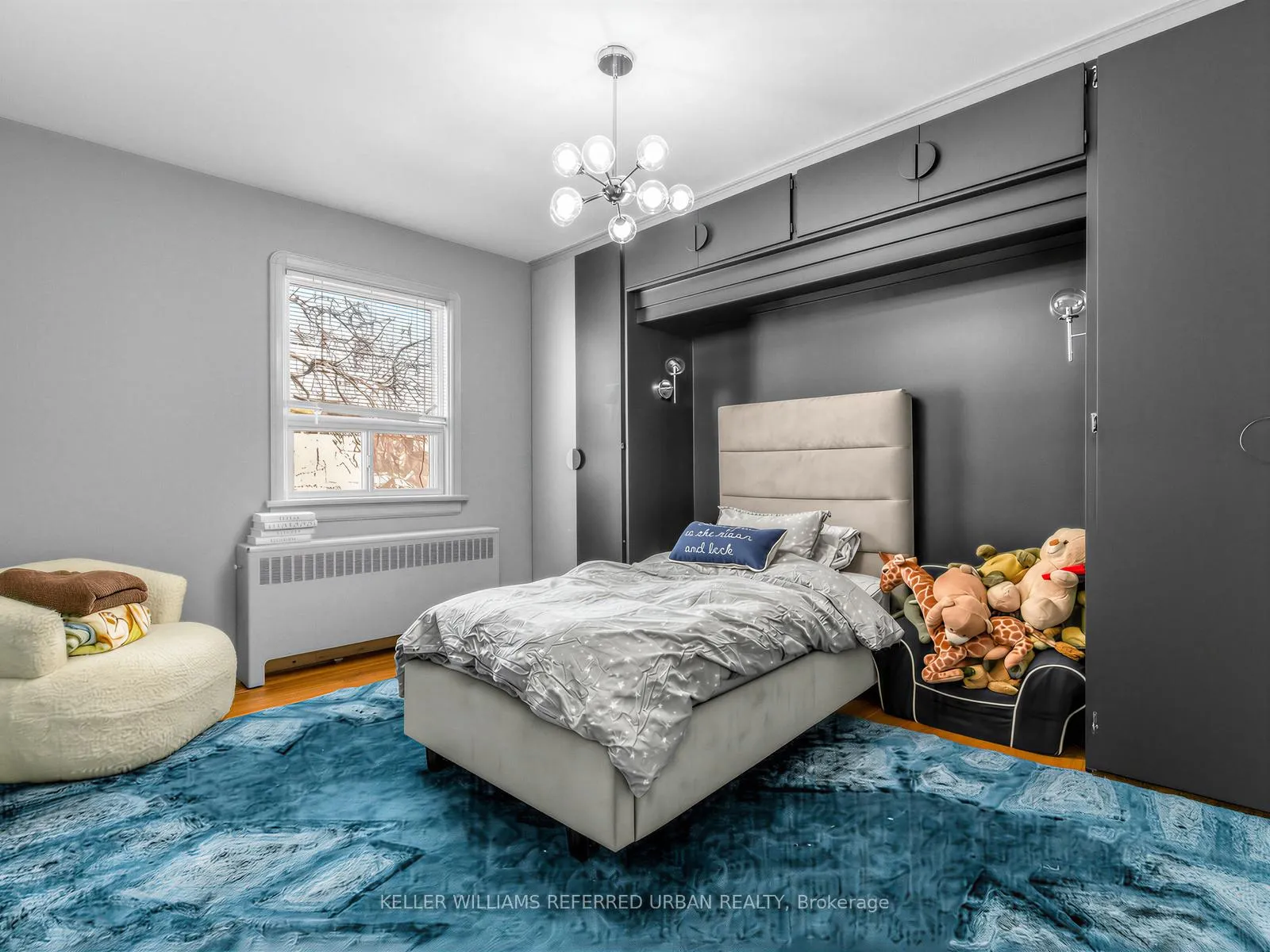 Photo 25 of 47 Dell Park Avenue, Toronto, Englemount-Lawrence — HOMEH