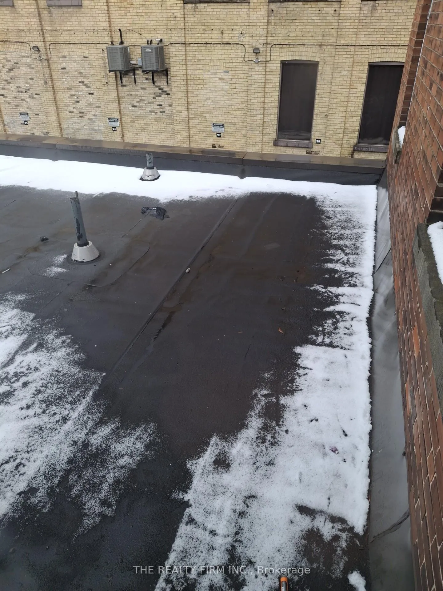 Photo 15 of 616 Dundas Street E, London, East G — HOMEH