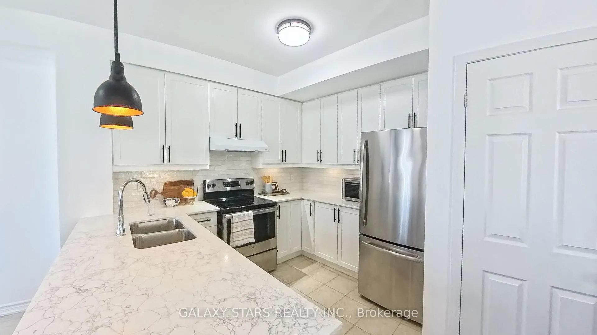 Photo 6 of Unit 8, 1050 Elton Way, Whitby, Pringle Creek — HOMEH