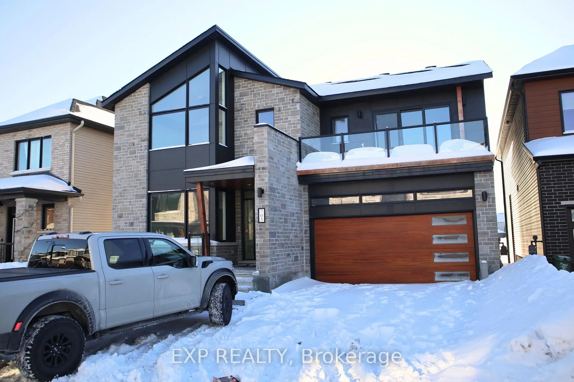 Photo 1 of 705 Fenwick Way, Ottawa, Barrhaven - Stonebridge — HOMEH