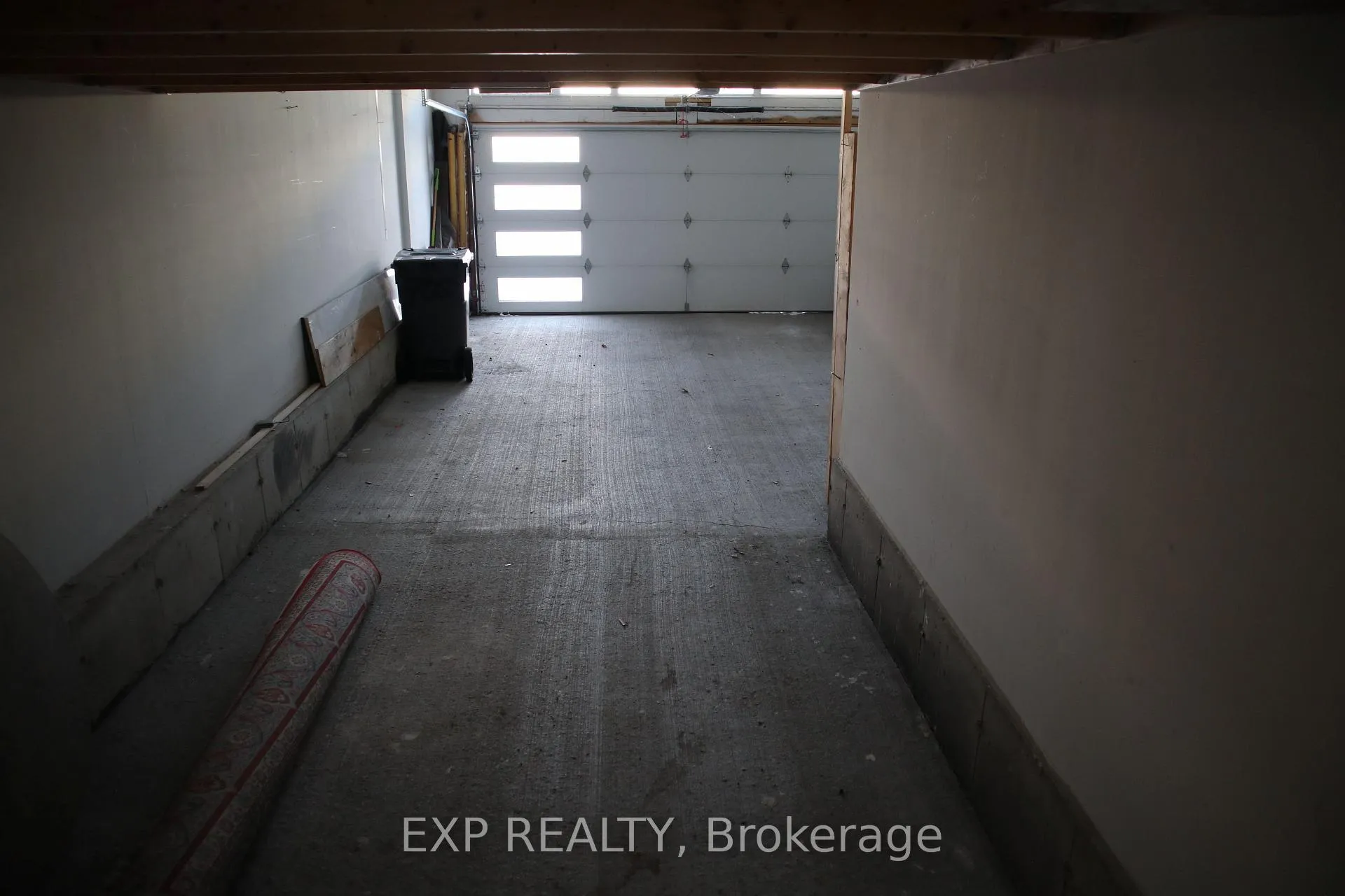 Photo 8 of 705 Fenwick Way, Ottawa, Barrhaven - Stonebridge — HOMEH