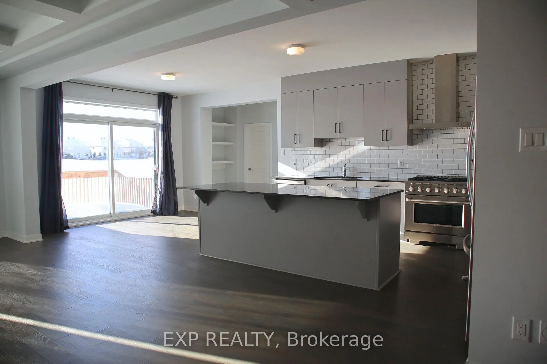Photo 10 of 705 Fenwick Way, Ottawa, Barrhaven - Stonebridge — HOMEH