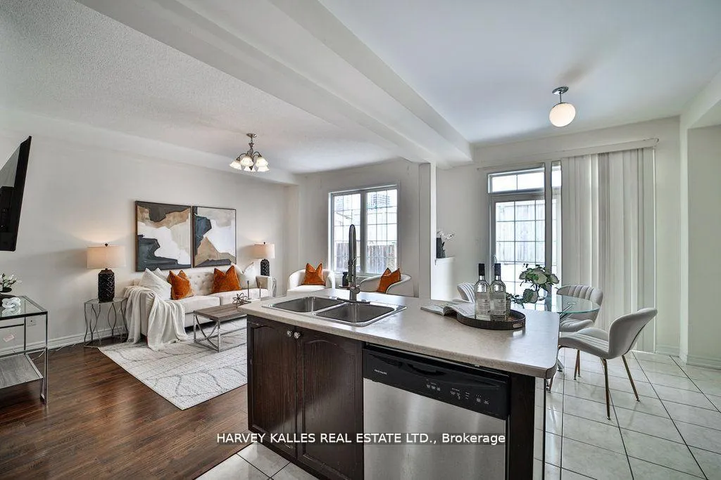 Photo 6 of 159 Hammersly Boulevard, Markham, Wismer — HOMEH