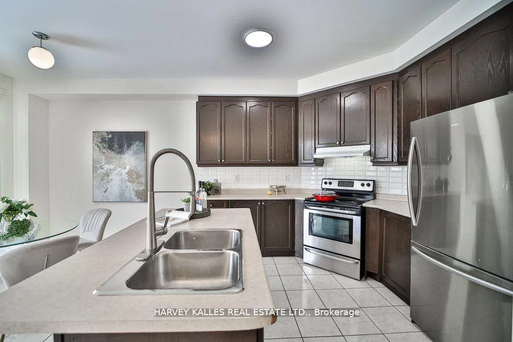 Photo 8 of 159 Hammersly Boulevard, Markham, Wismer — HOMEH