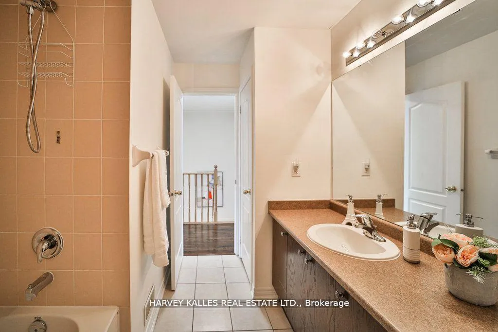 Photo 29 of 159 Hammersly Boulevard, Markham, Wismer — HOMEH