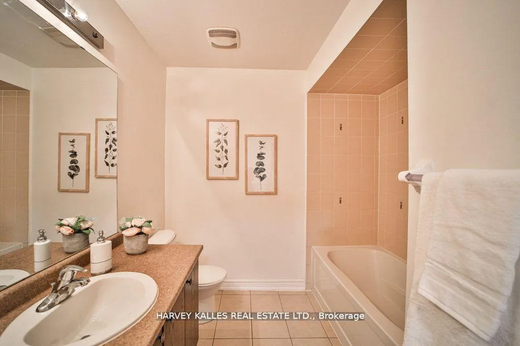 Photo 30 of 159 Hammersly Boulevard, Markham, Wismer — HOMEH