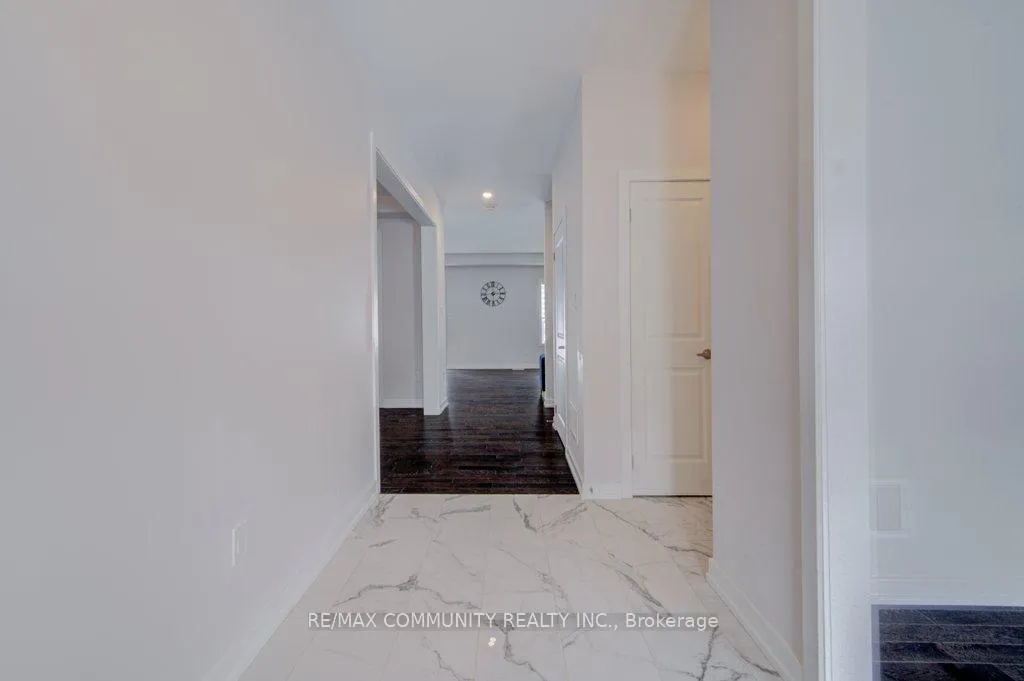 Photo 6 of 55 Tulip Crescent, Norfolk, Simcoe — HOMEH