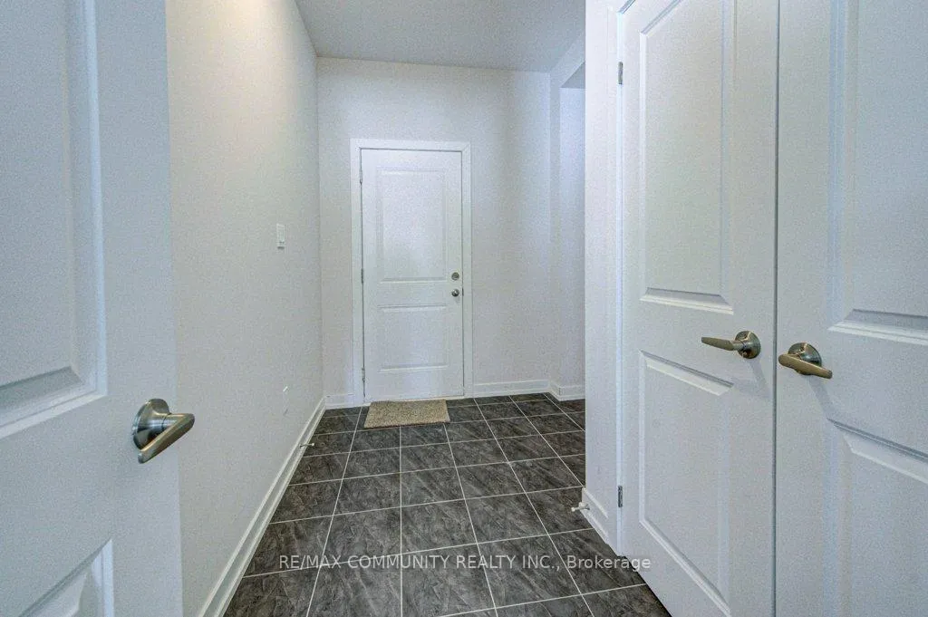 Photo 23 of 55 Tulip Crescent, Norfolk, Simcoe — HOMEH