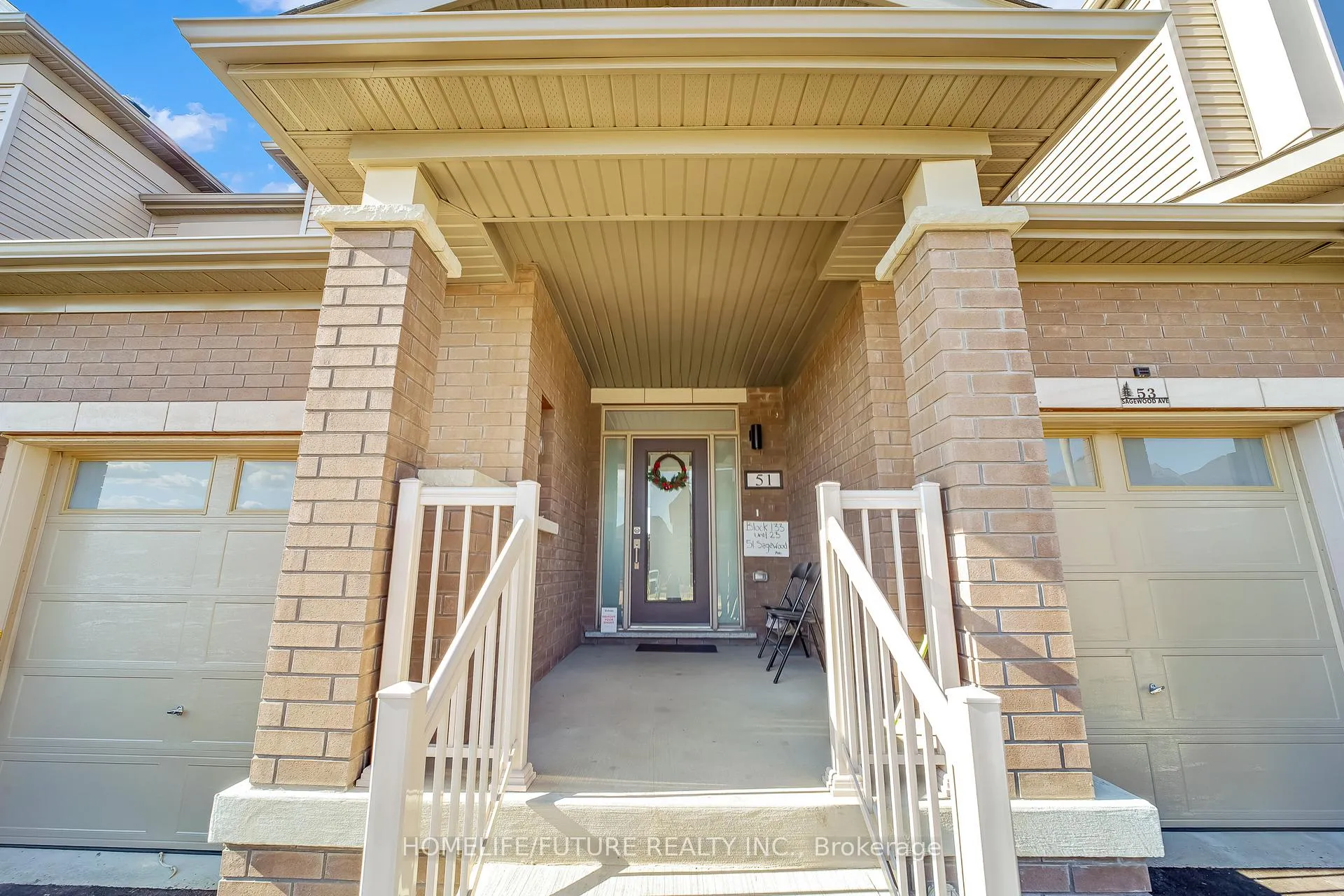 Photo 4 of 51 Sagewood Avenue, Barrie, Rural Barrie Southeast — HOMEH