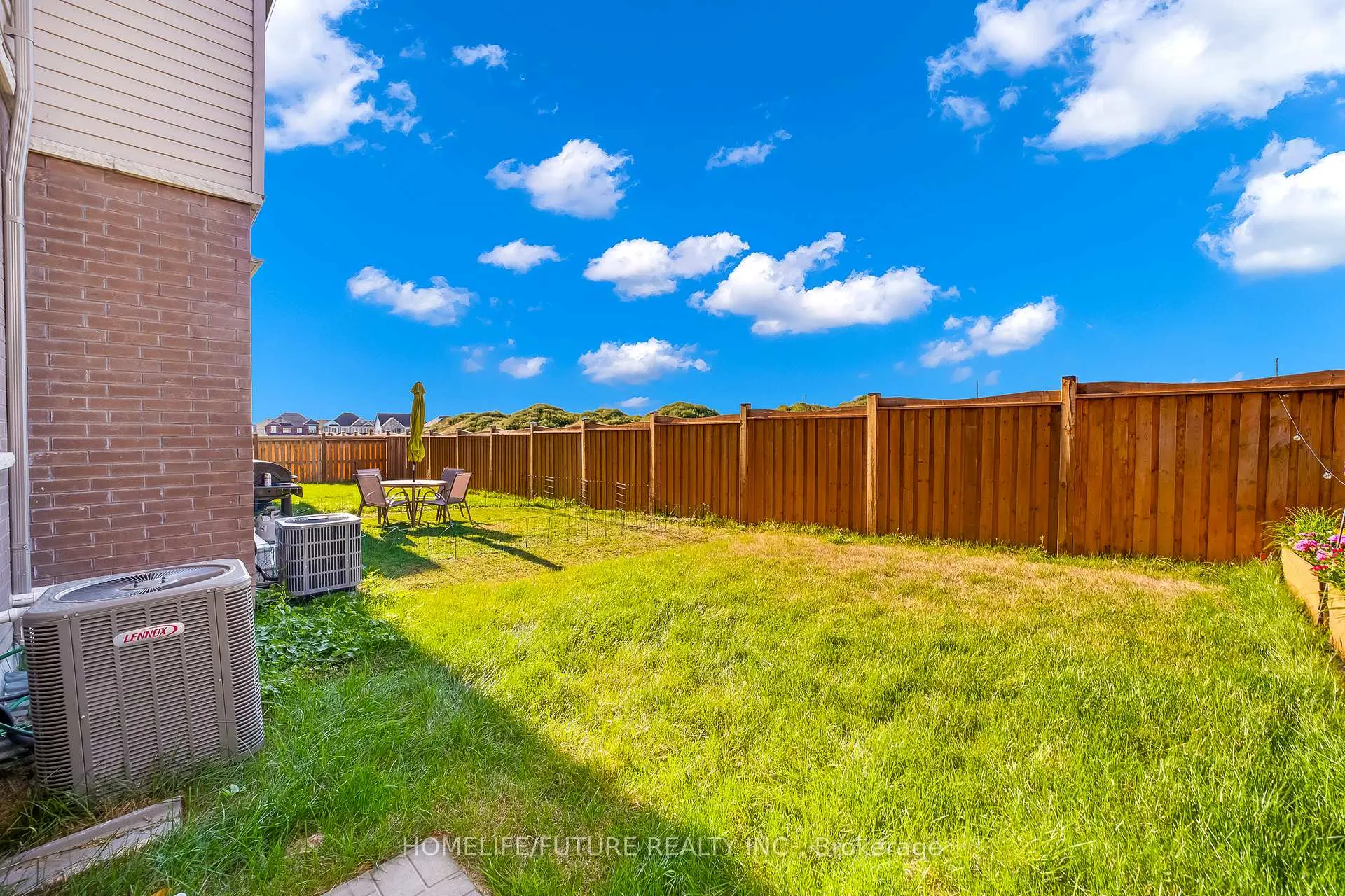 Photo 22 of 51 Sagewood Avenue, Barrie, Rural Barrie Southeast — HOMEH