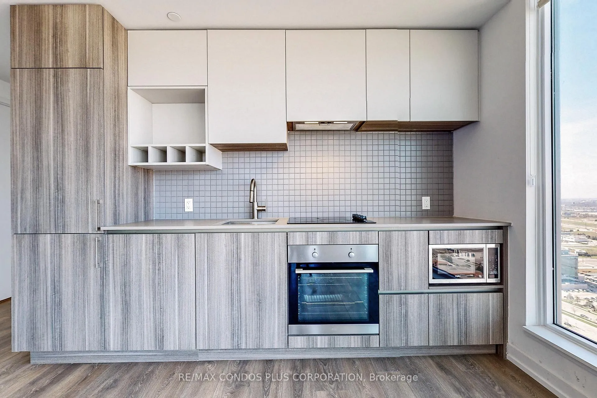 Photo 6 of Unit 3610, 5 Buttermill Avenue, Vaughan, Vaughan Corporate Centre — HOMEH