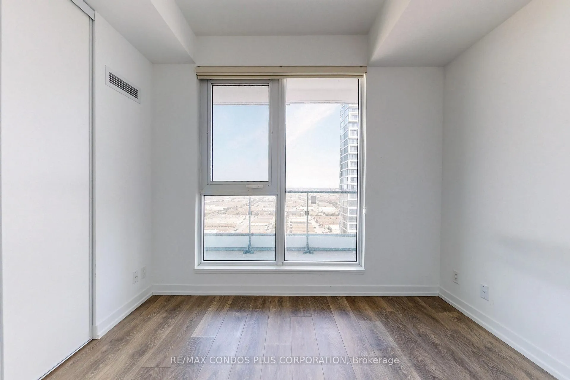Photo 8 of Unit 3610, 5 Buttermill Avenue, Vaughan, Vaughan Corporate Centre — HOMEH