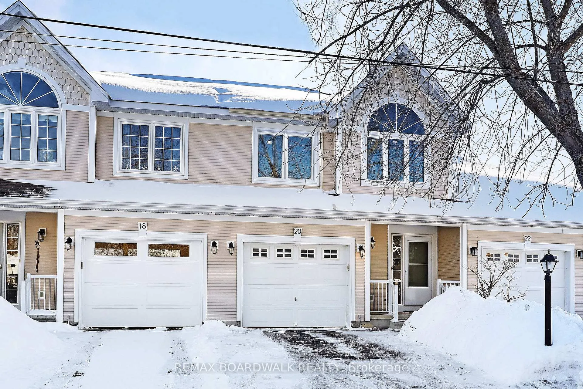 Photo 1 of 20 Alma Street E, North Grenville, Kemptville — HOMEH