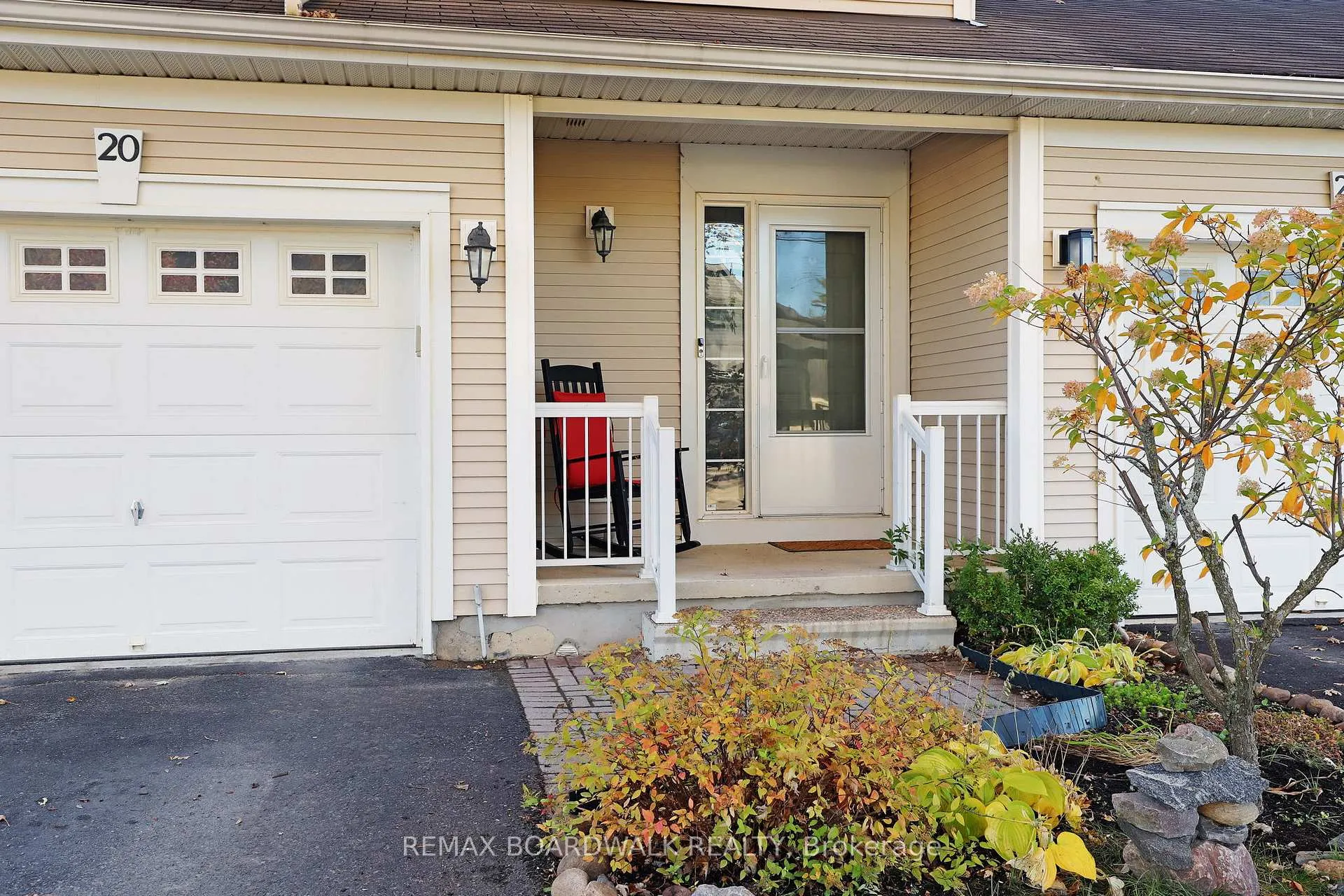 Photo 9 of 20 Alma Street E, North Grenville, Kemptville — HOMEH
