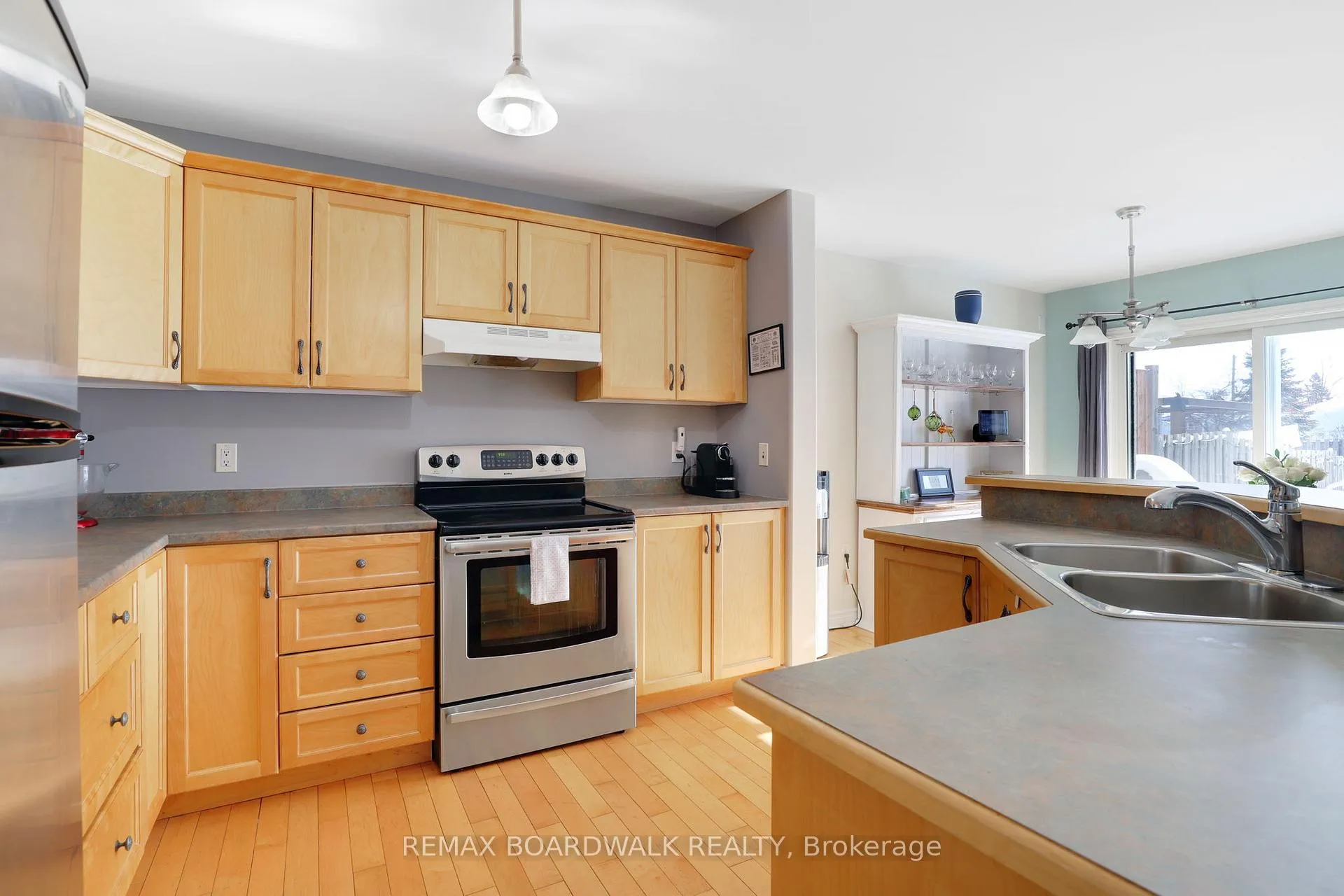 Photo 15 of 20 Alma Street E, North Grenville, Kemptville — HOMEH