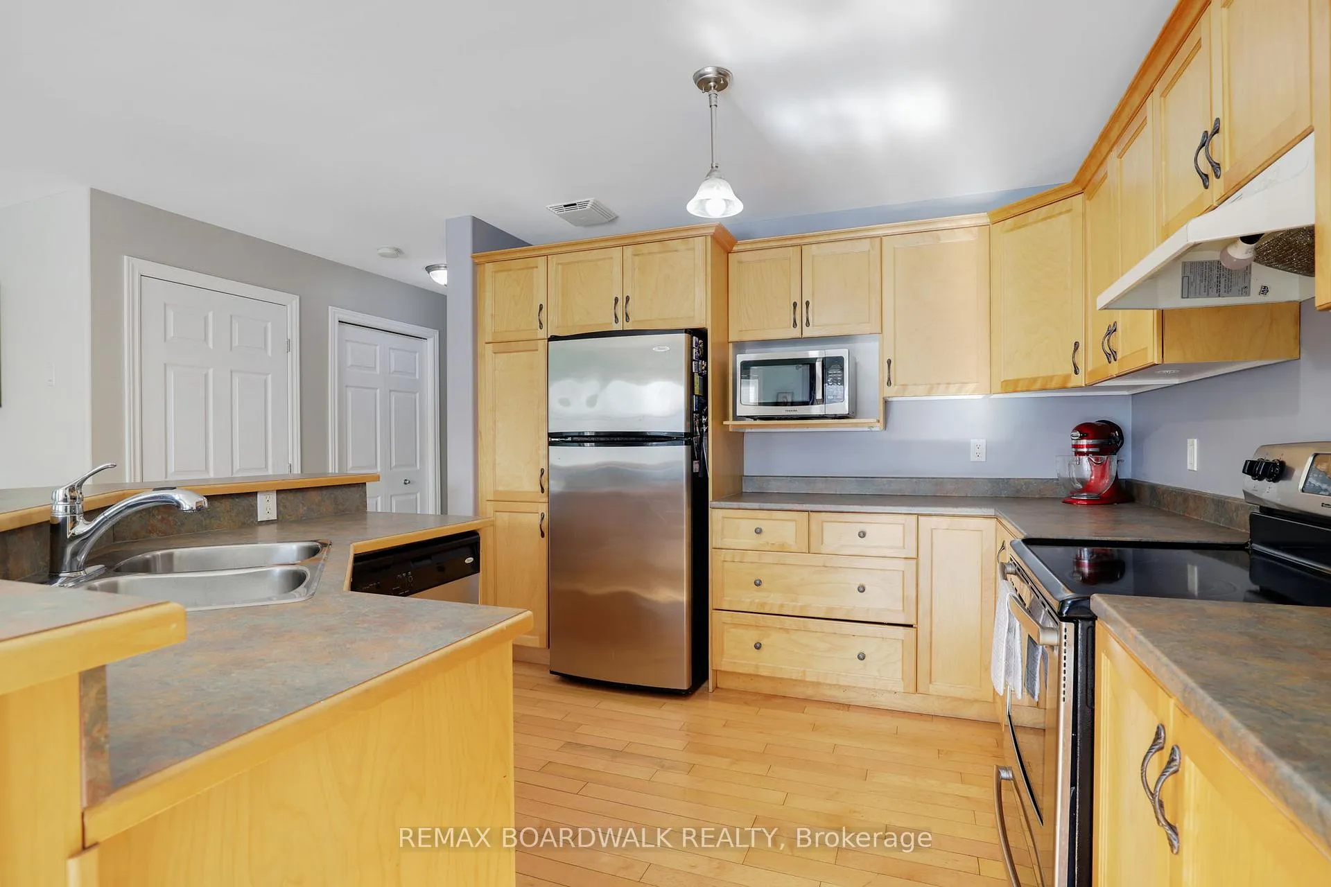 Photo 18 of 20 Alma Street E, North Grenville, Kemptville — HOMEH