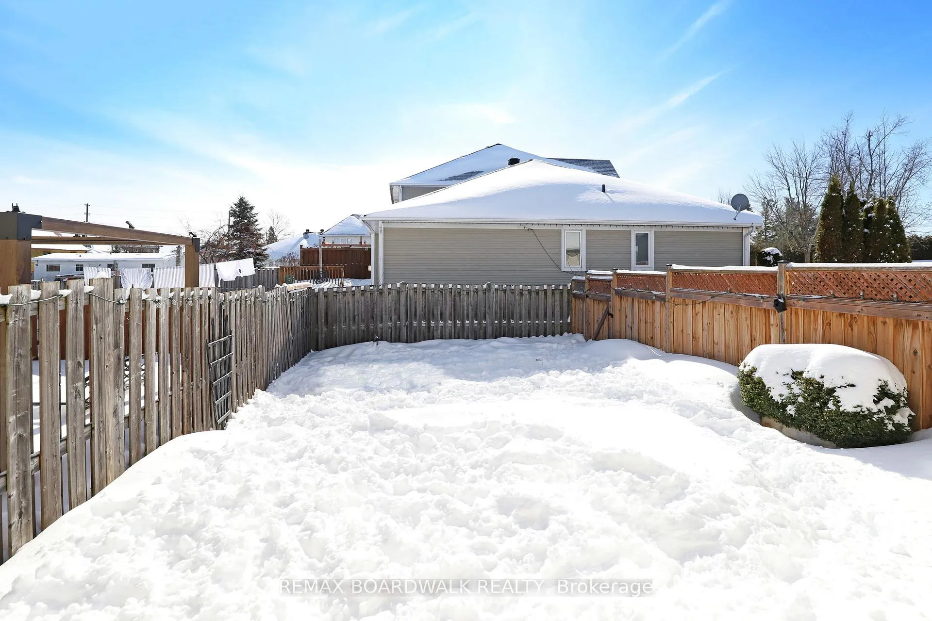 Photo 35 of 20 Alma Street E, North Grenville, Kemptville — HOMEH