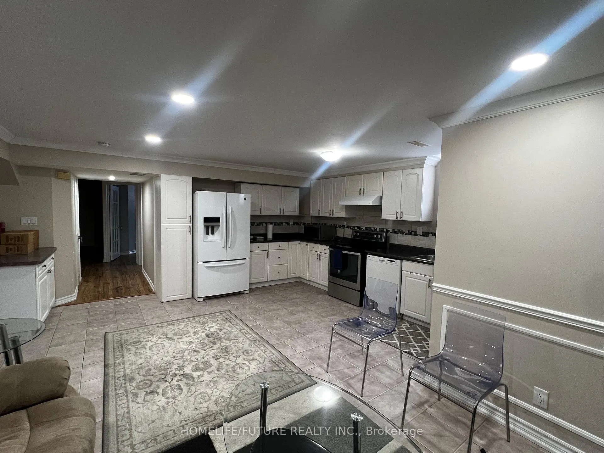 Photo 4 of Unit Bsmt, 45 Bretton Circle, Markham, Rouge Fairways — HOMEH