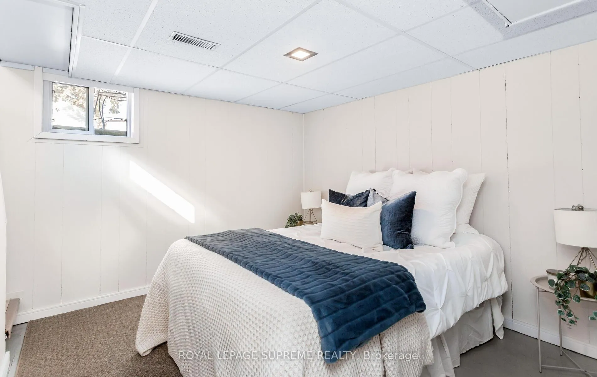 Photo 26 of 14 East Drive, Toronto, Rockcliffe-Smythe — HOMEH