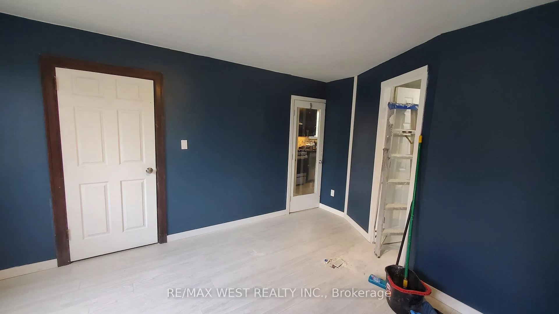 Photo 7 of Unit Main, 135 Ellins Avenue, Toronto, Rockcliffe-Smythe — HOMEH