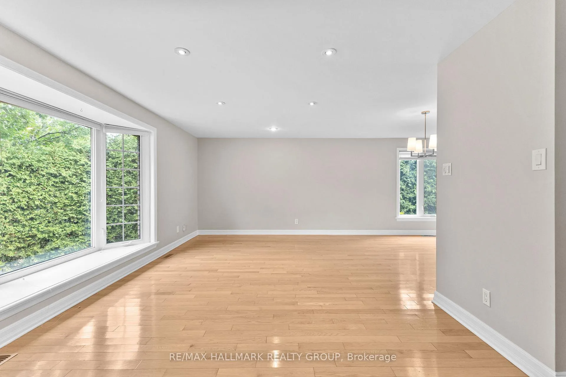 Photo 20 of 30 Lillico Drive, Ottawa, Hunt Club — HOMEH