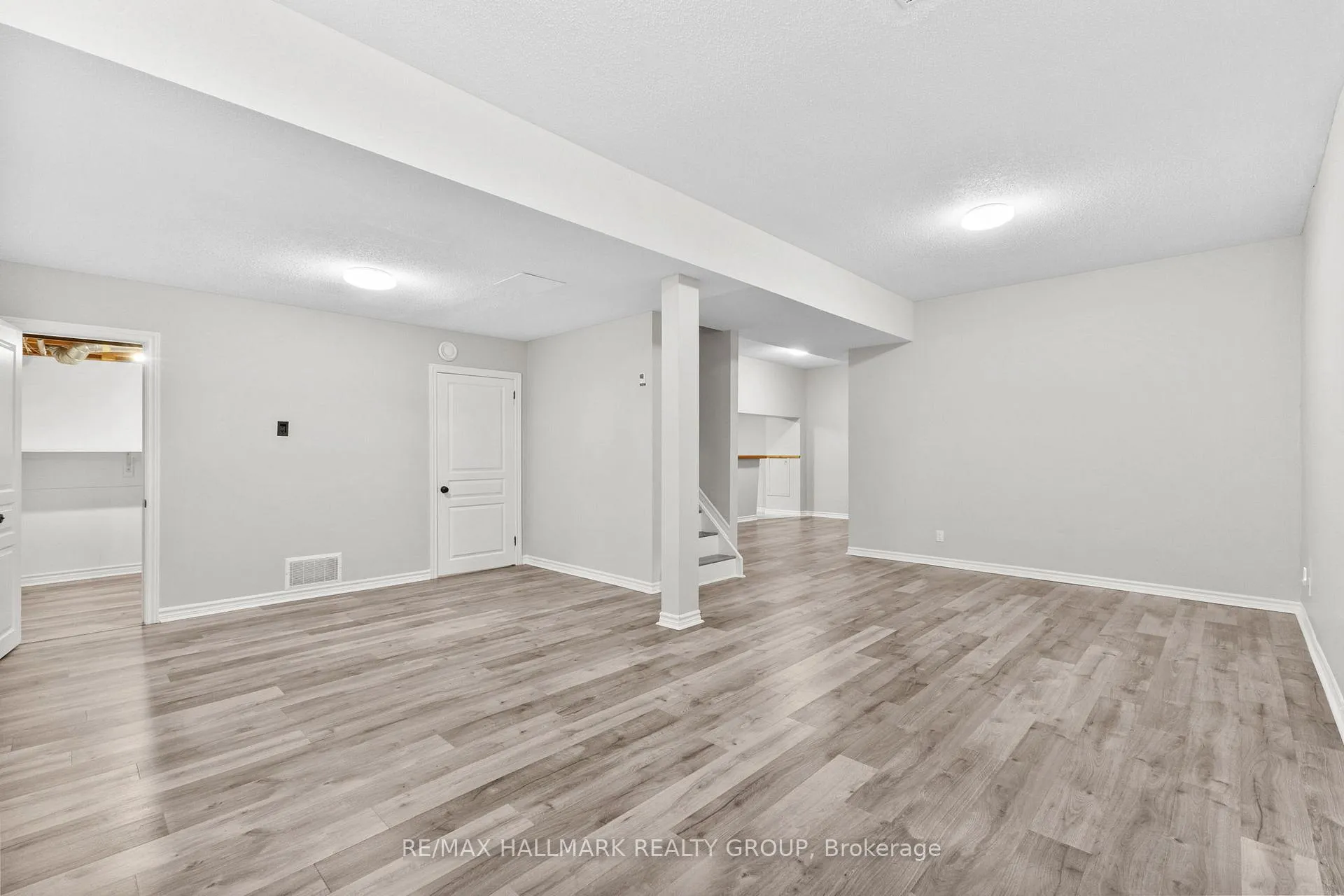 Photo 39 of 30 Lillico Drive, Ottawa, Hunt Club — HOMEH