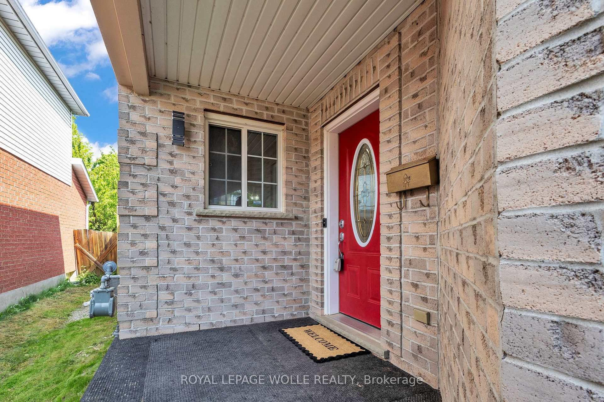 Photo 7 of 50 Inge Court, Kitchener — HOMEH
