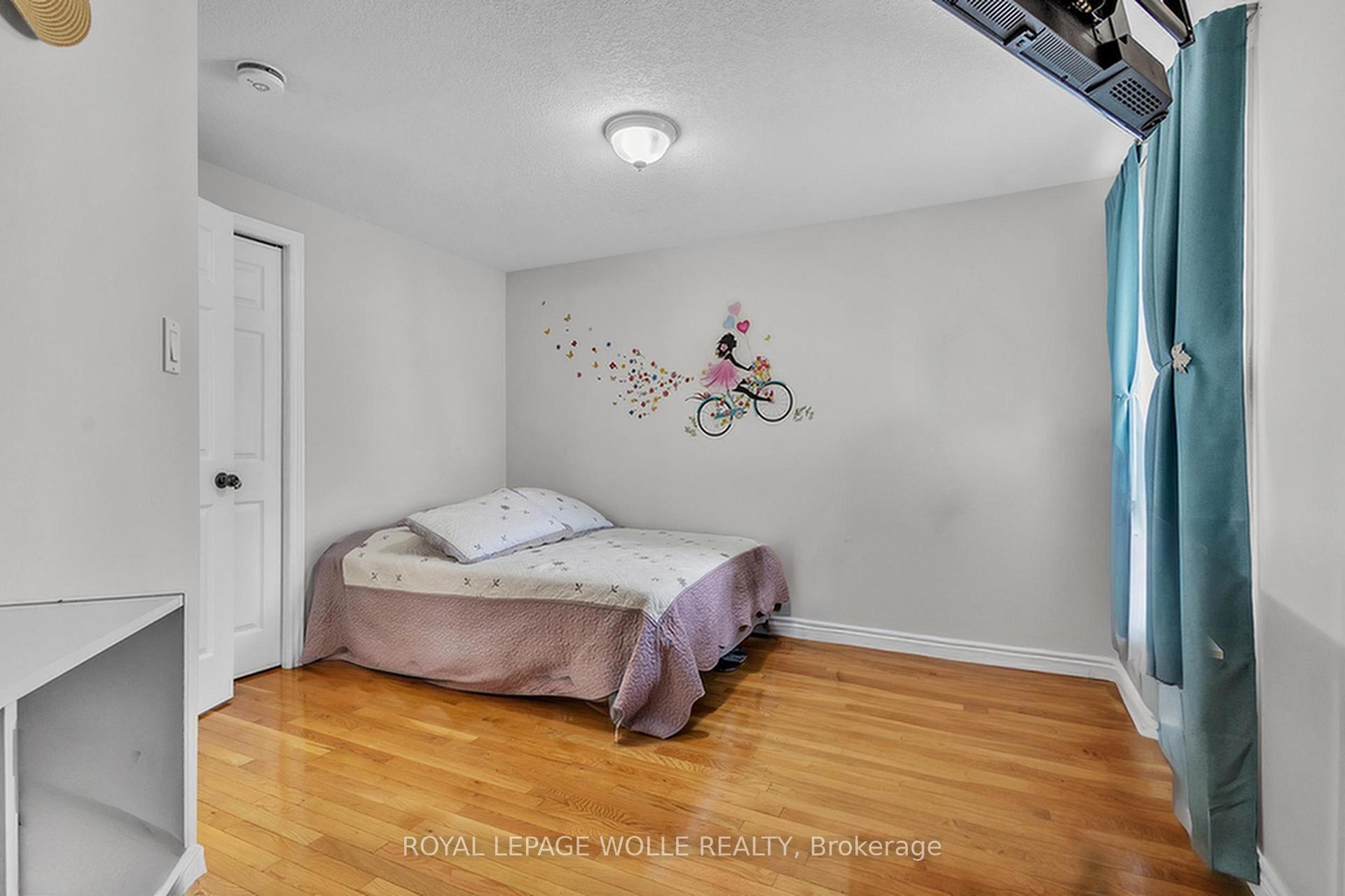 Photo 26 of 50 Inge Court, Kitchener — HOMEH