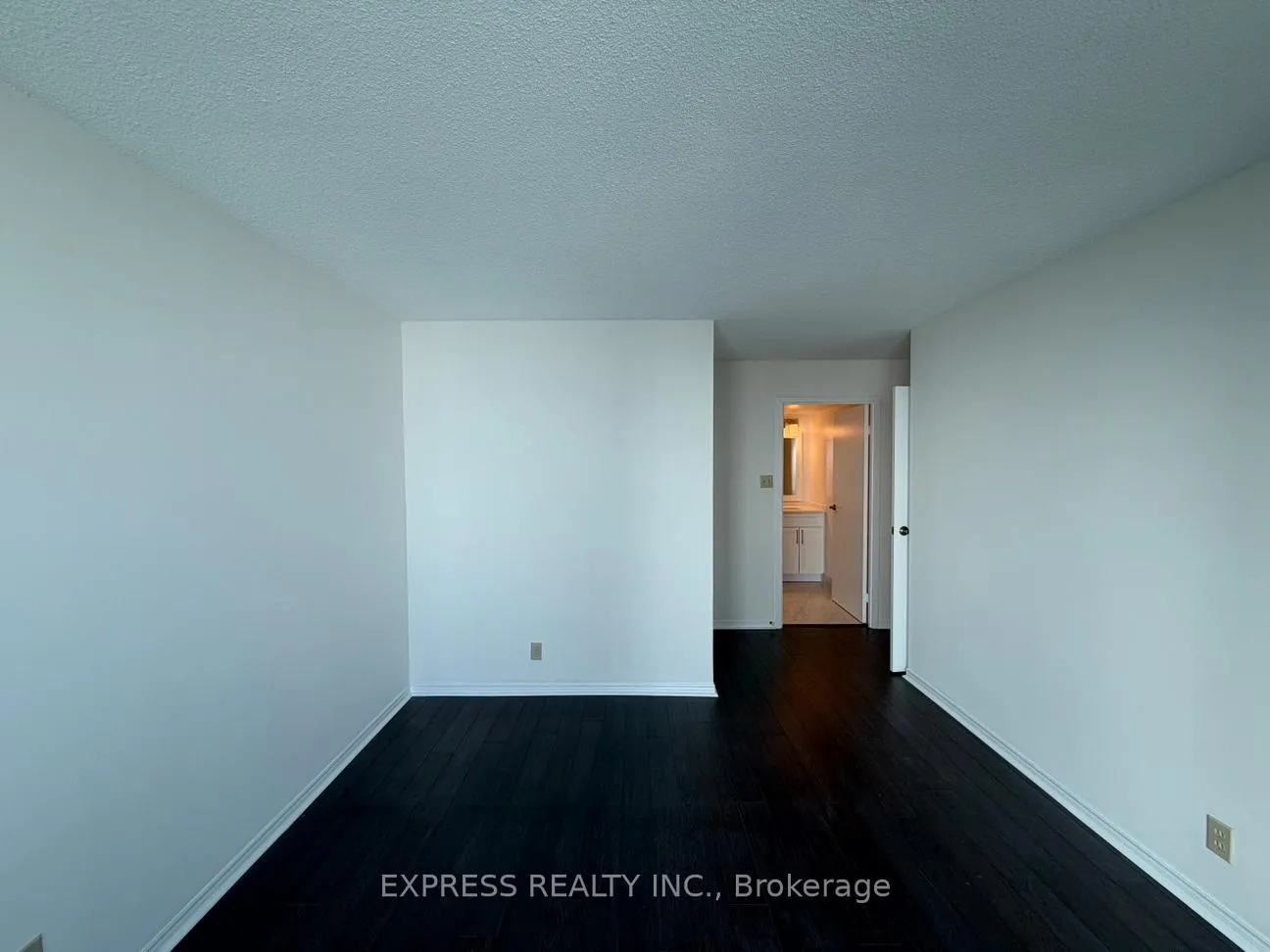 Photo 13 of Unit 2105, 10 Queens Quay W, Toronto, Waterfront Communities — HOMEH