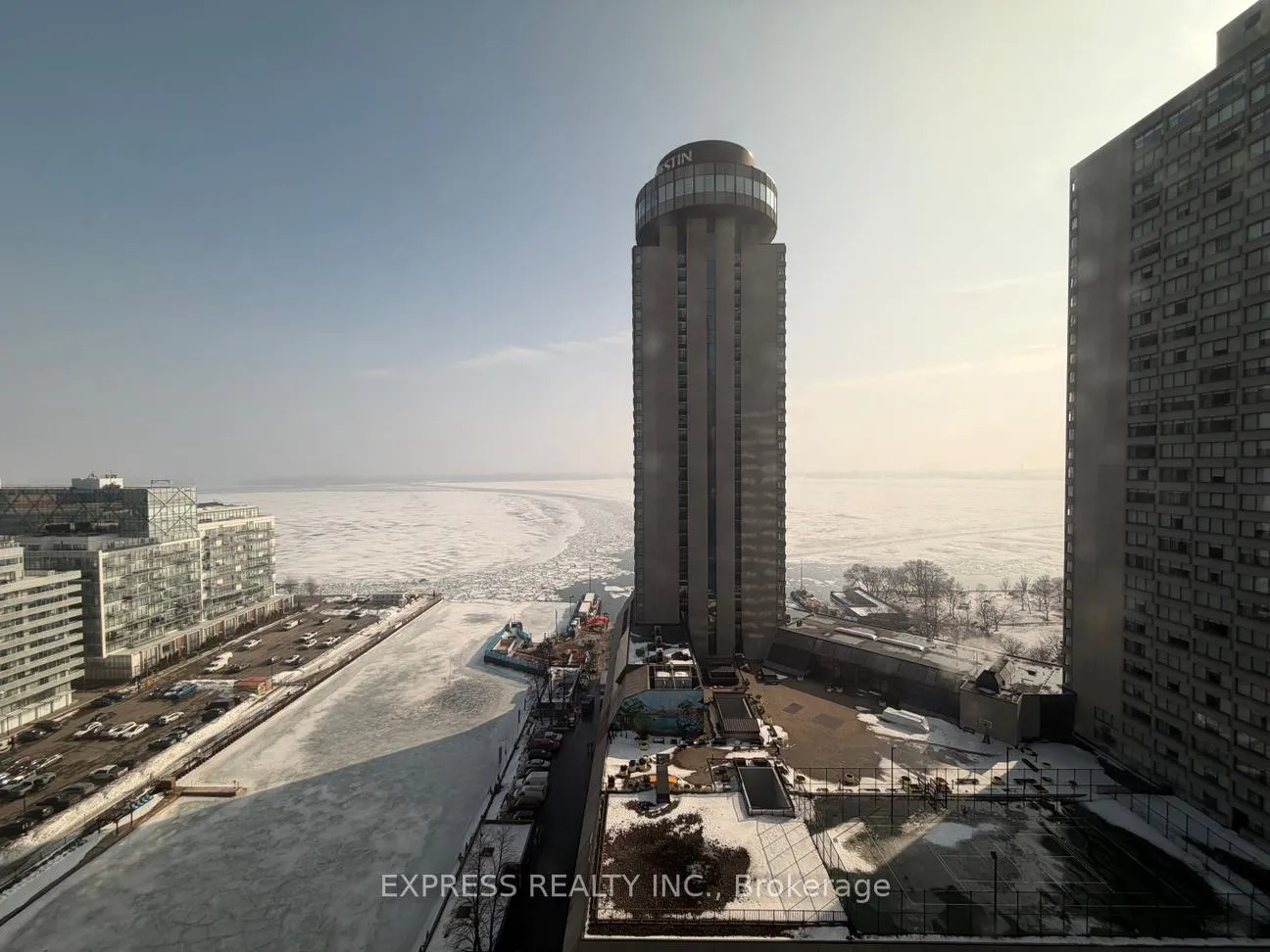 Photo 15 of Unit 2105, 10 Queens Quay W, Toronto, Waterfront Communities — HOMEH