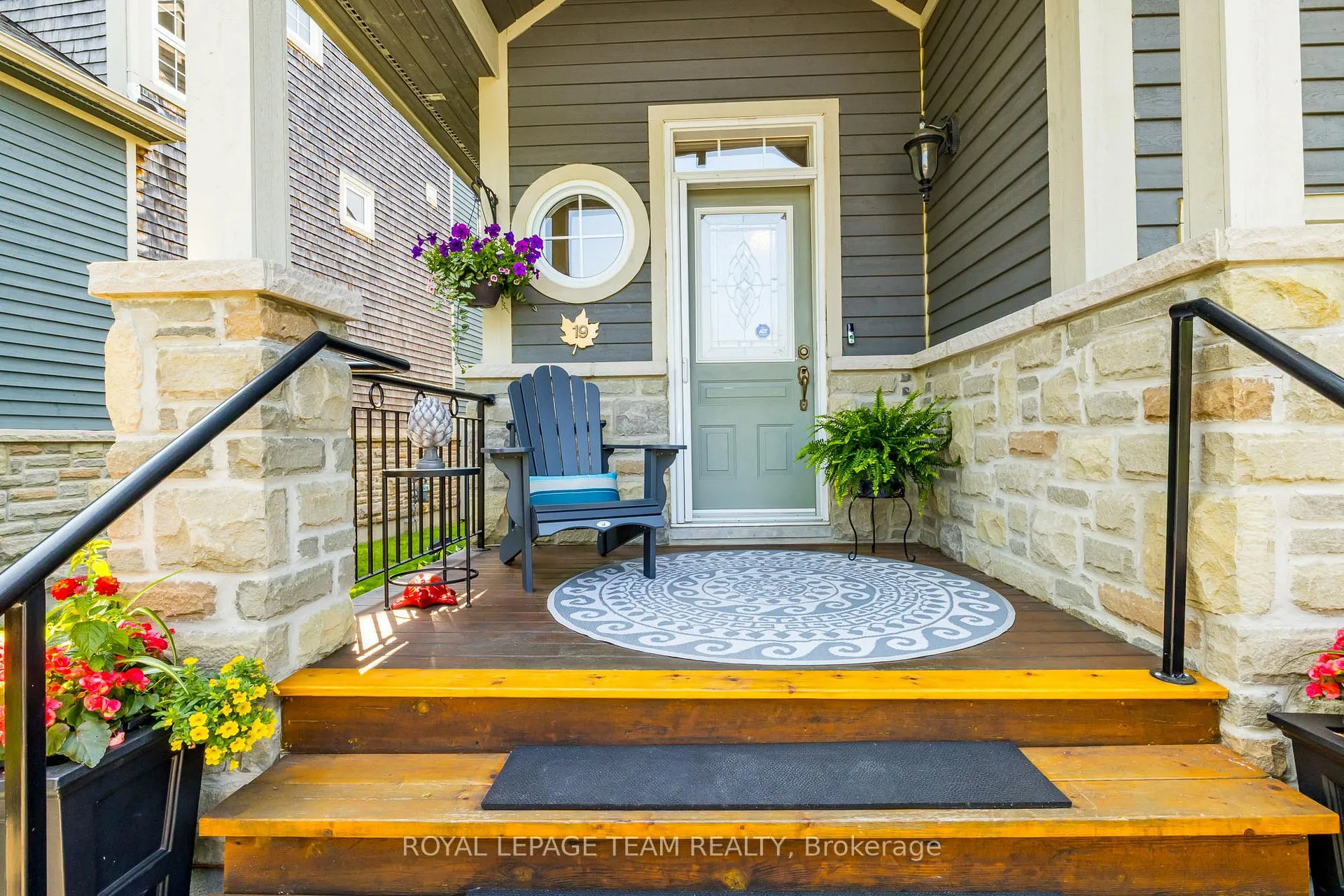 Photo 3 of 19 Turtle Point Private, Ottawa, Kanata - Morgan's Grant/South March — HOMEH