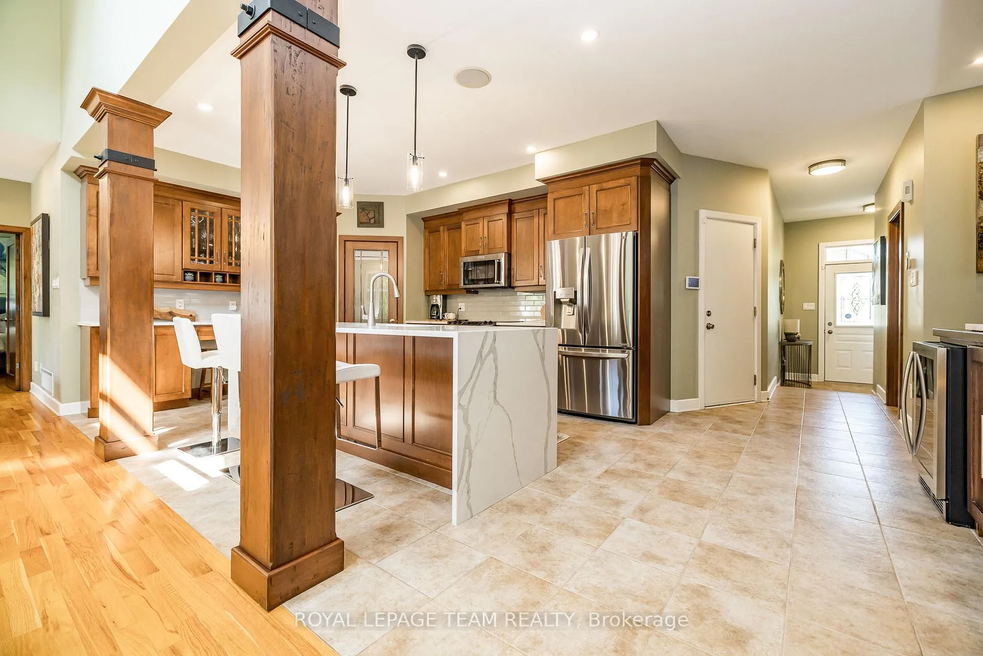 Photo 10 of 19 Turtle Point Private, Ottawa, Kanata - Morgan's Grant/South March — HOMEH