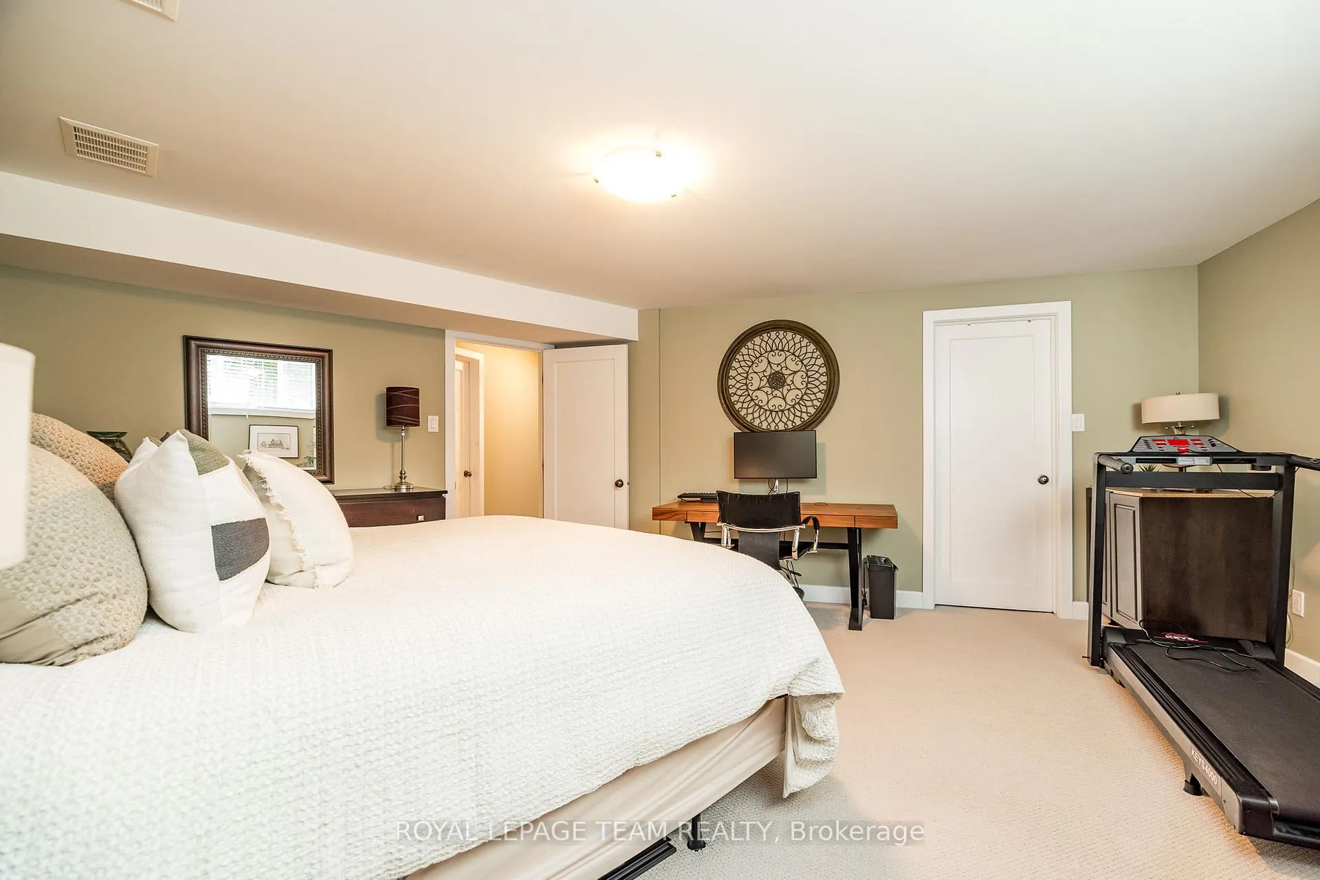 Photo 34 of 19 Turtle Point Private, Ottawa, Kanata - Morgan's Grant/South March — HOMEH