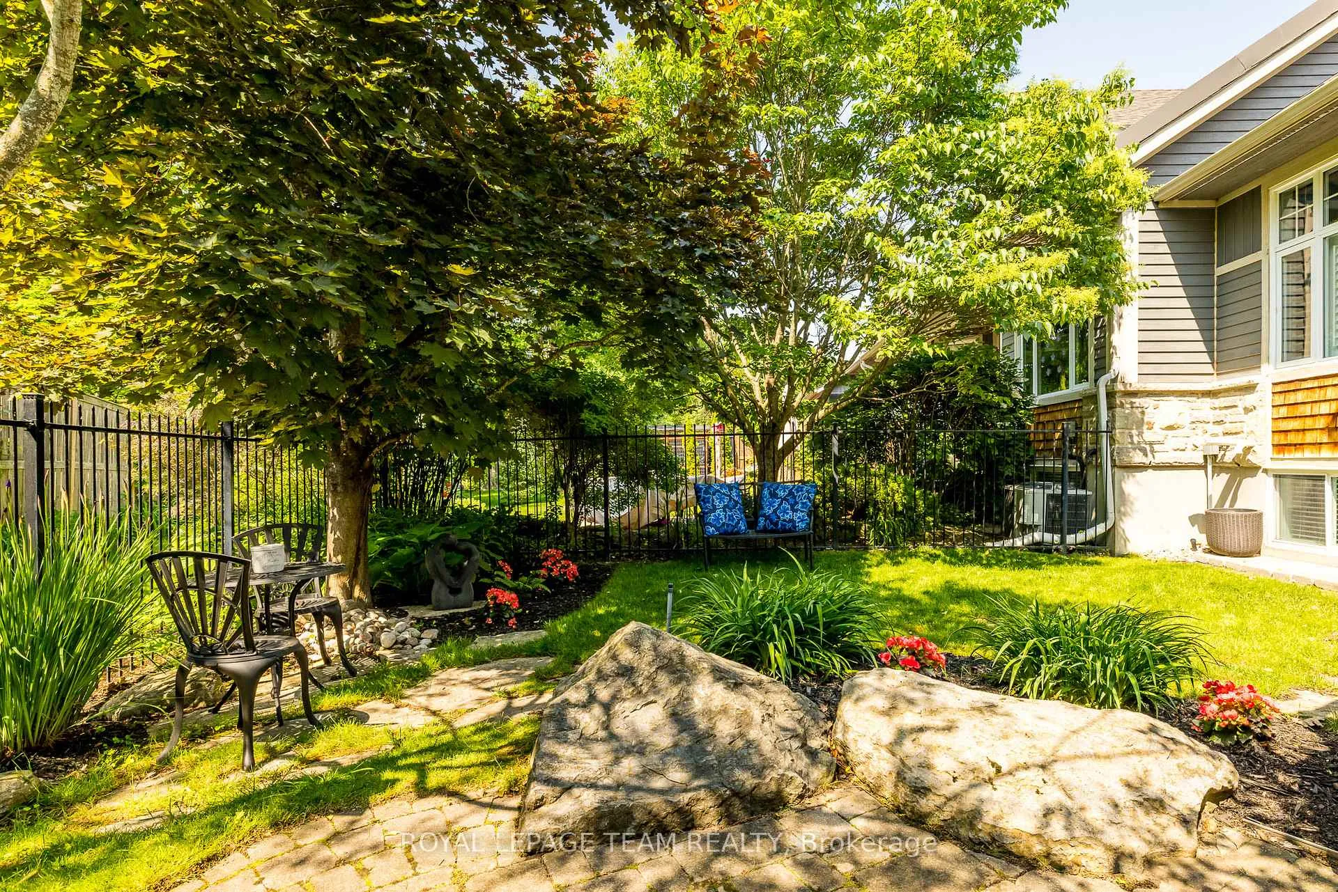 Photo 45 of 19 Turtle Point Private, Ottawa, Kanata - Morgan's Grant/South March — HOMEH