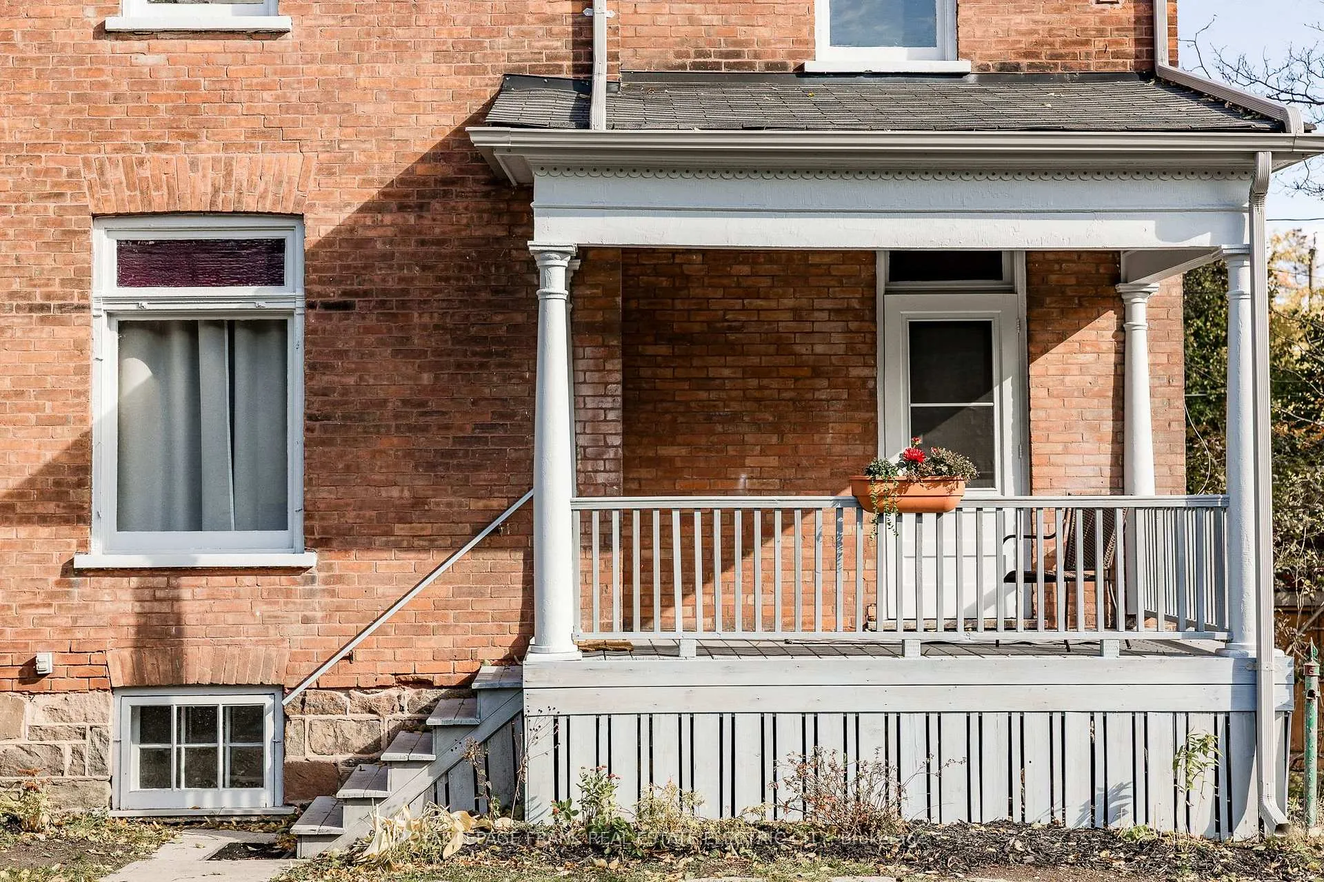 Photo 44 of 497 Gilmour Street, Peterborough, Town Ward 3 — HOMEH