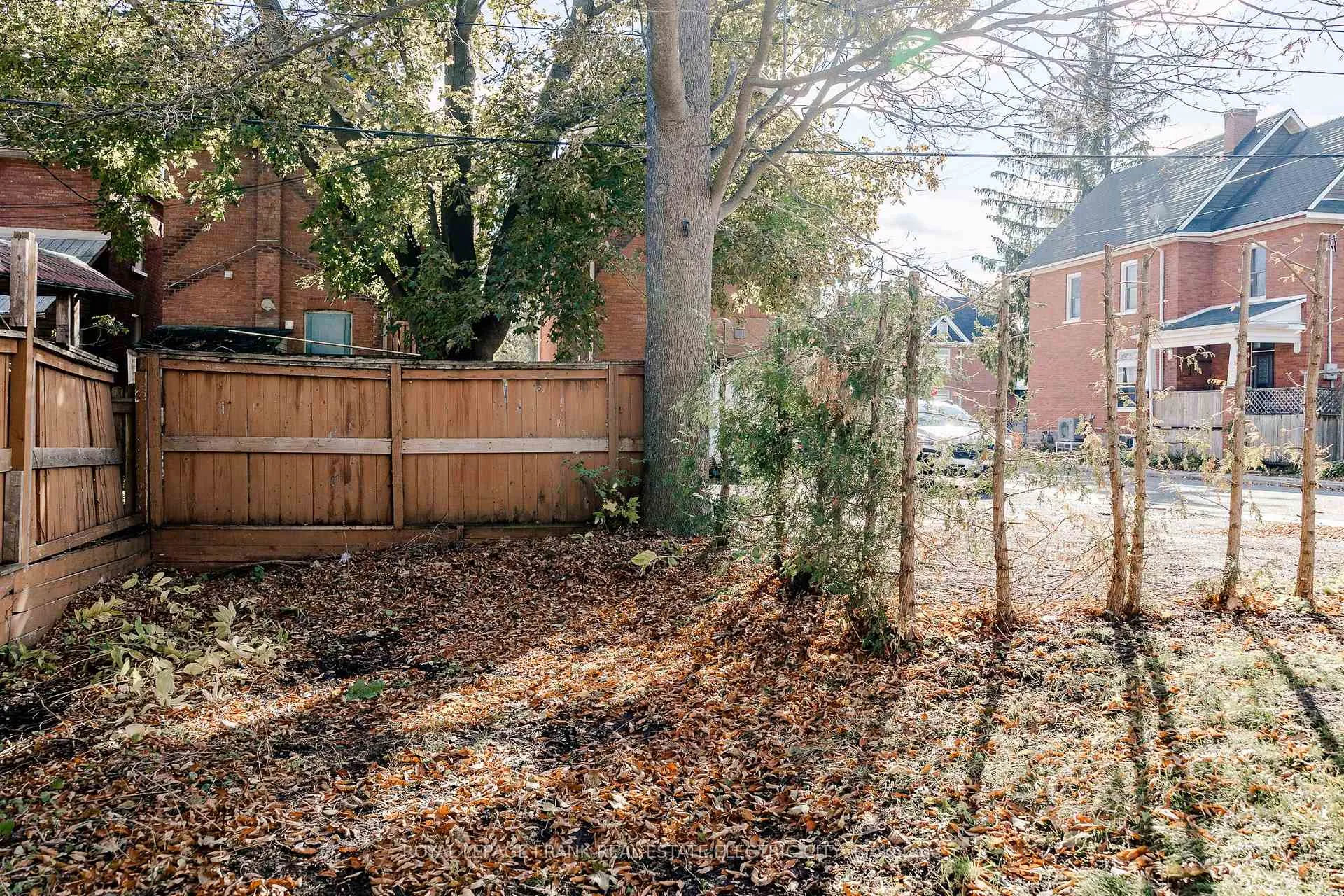 Photo 48 of 497 Gilmour Street, Peterborough, Town Ward 3 — HOMEH