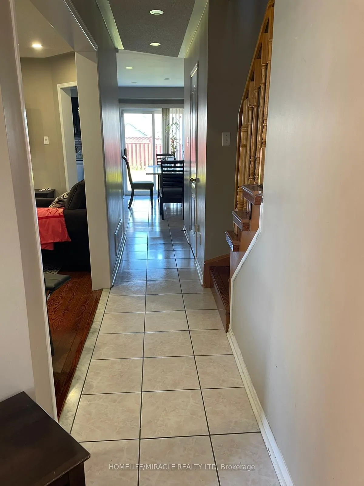 Photo 5 of Unit Upper, 173 Willow Park Drive, Brampton, Sandringham-Wellington — HOMEH