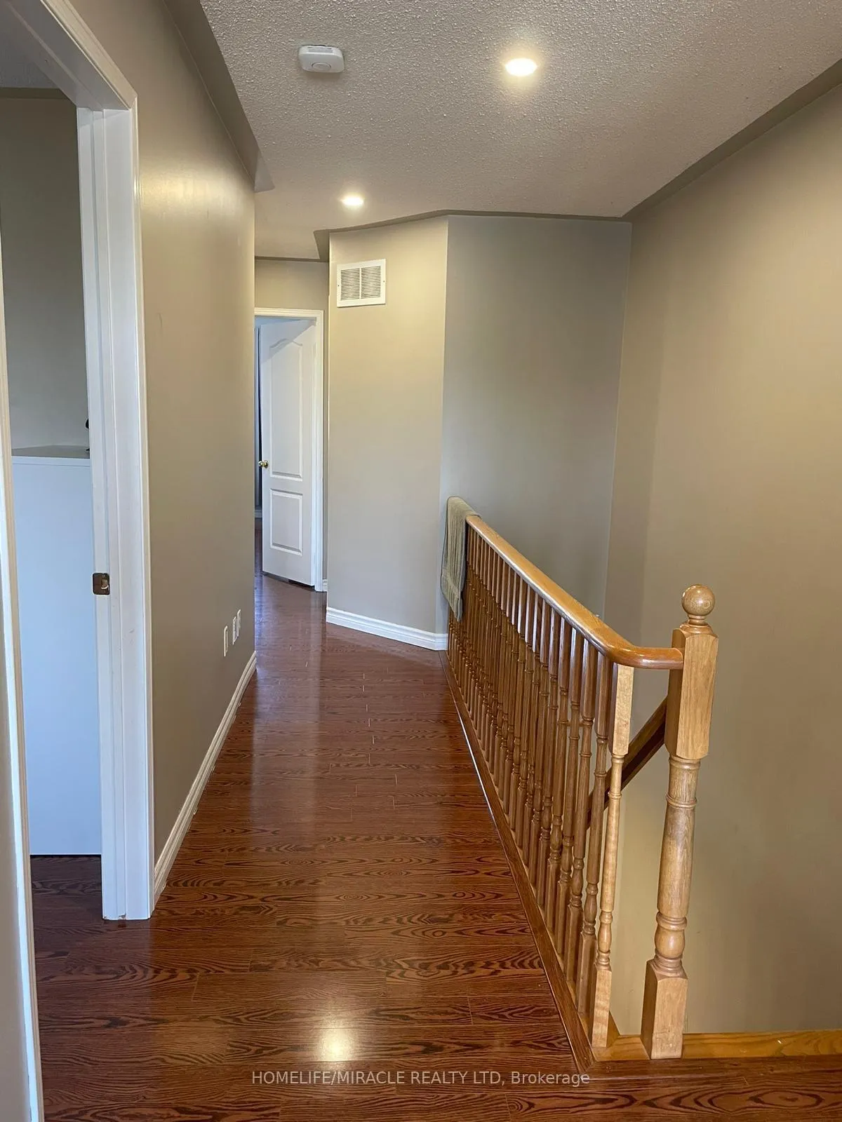 Photo 15 of Unit Upper, 173 Willow Park Drive, Brampton, Sandringham-Wellington — HOMEH