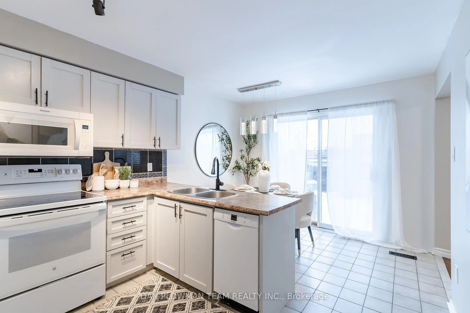 Photo 14 of 81 Trudeau Drive, Clarington, Bowmanville — HOMEH
