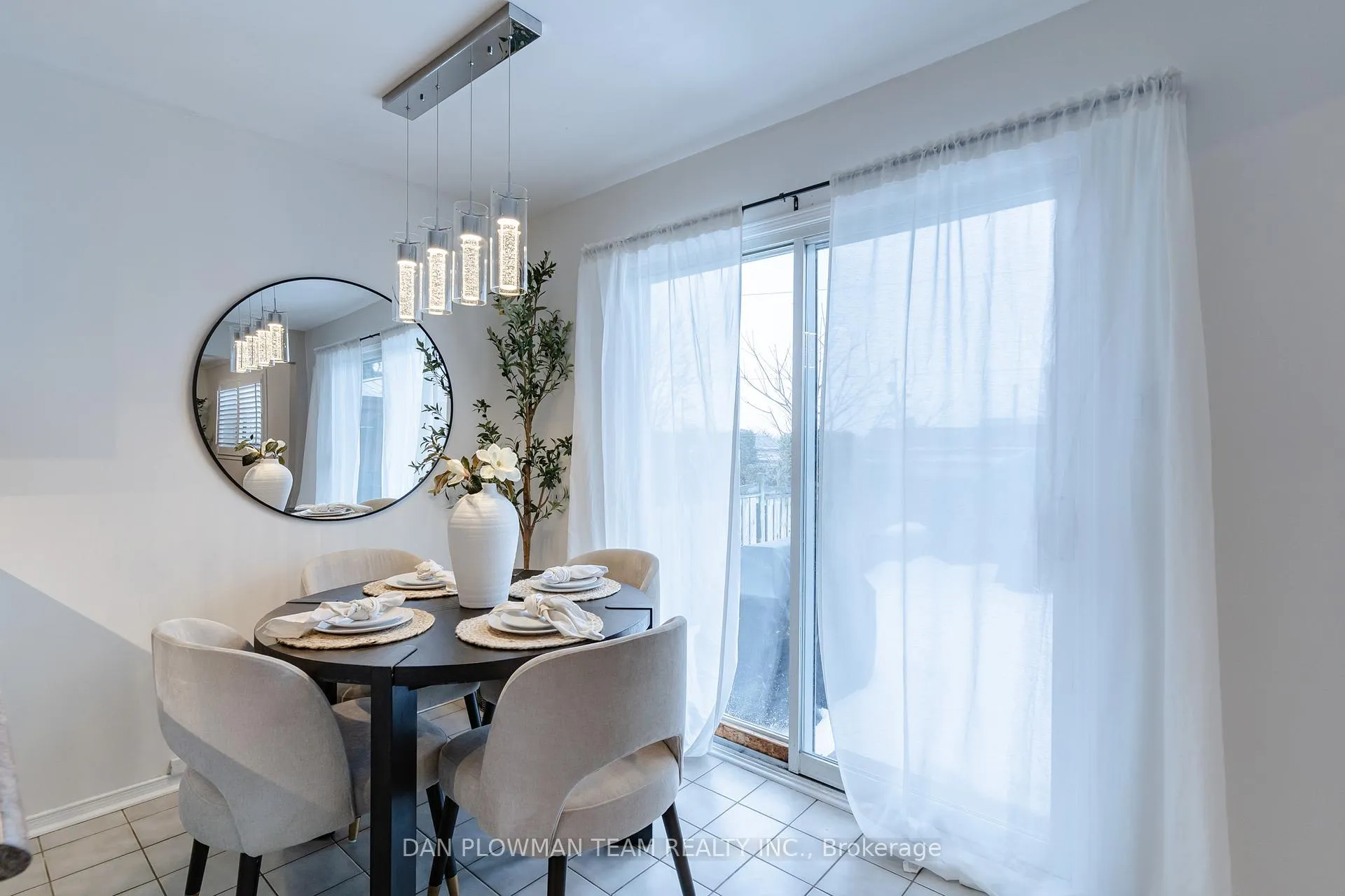 Photo 15 of 81 Trudeau Drive, Clarington, Bowmanville — HOMEH