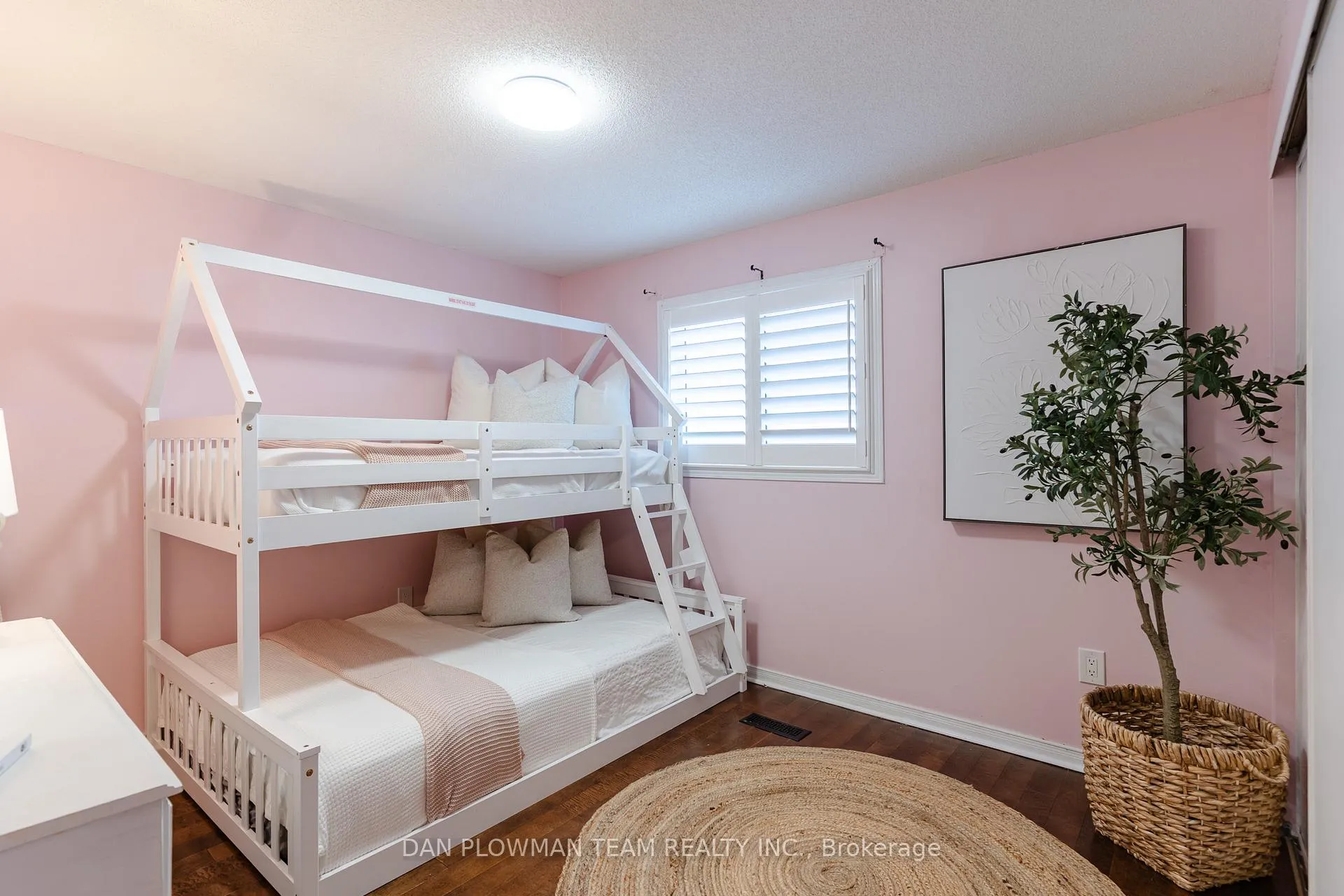 Photo 25 of 81 Trudeau Drive, Clarington, Bowmanville — HOMEH