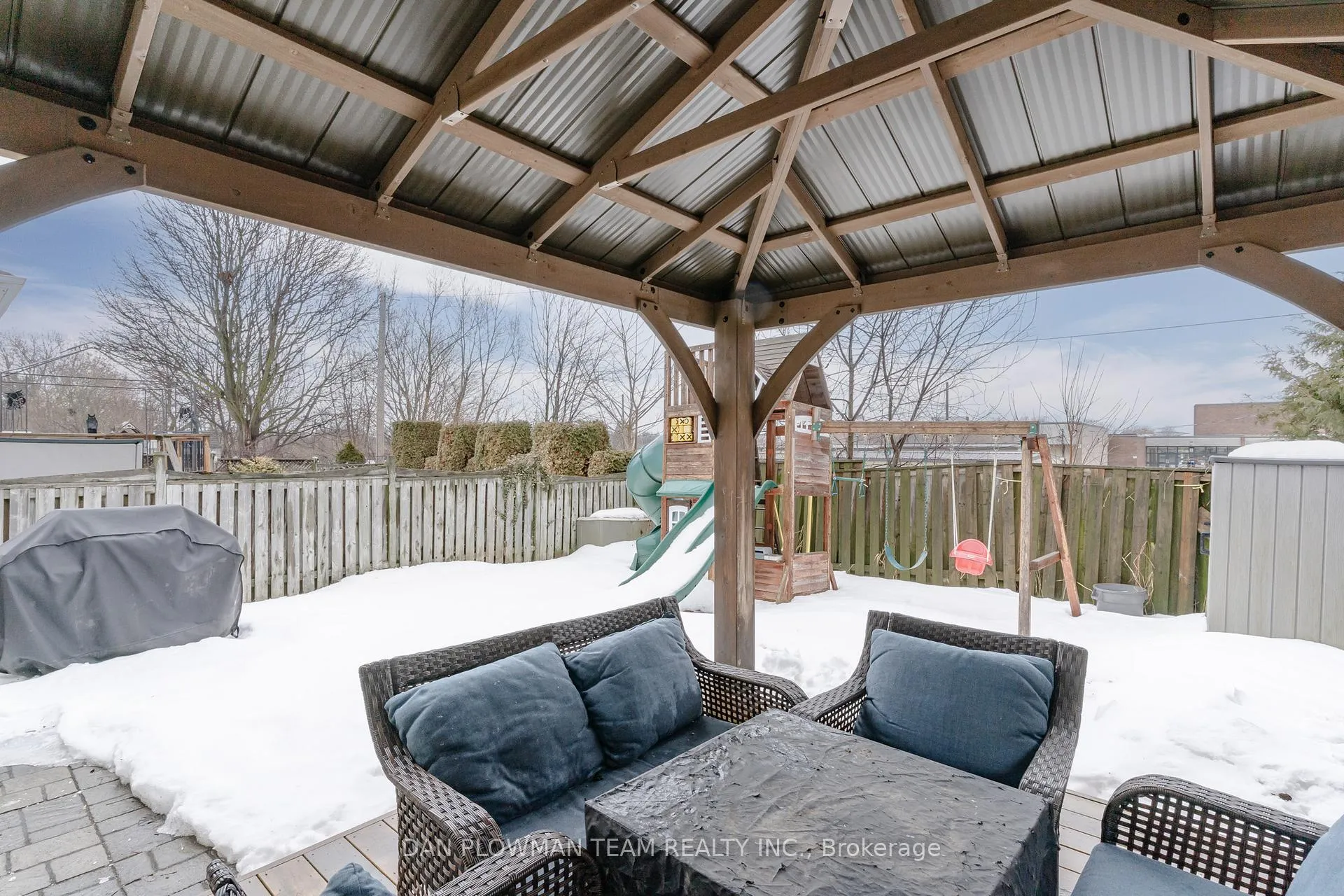 Photo 37 of 81 Trudeau Drive, Clarington, Bowmanville — HOMEH