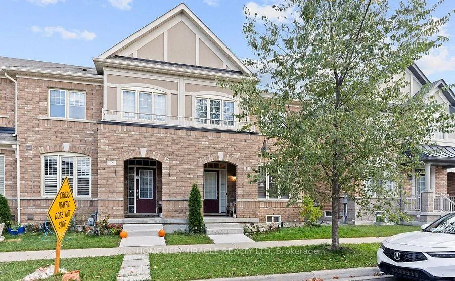 Photo 1 of 11 Thornapple Street, Brampton, Sandringham-Wellington — HOMEH